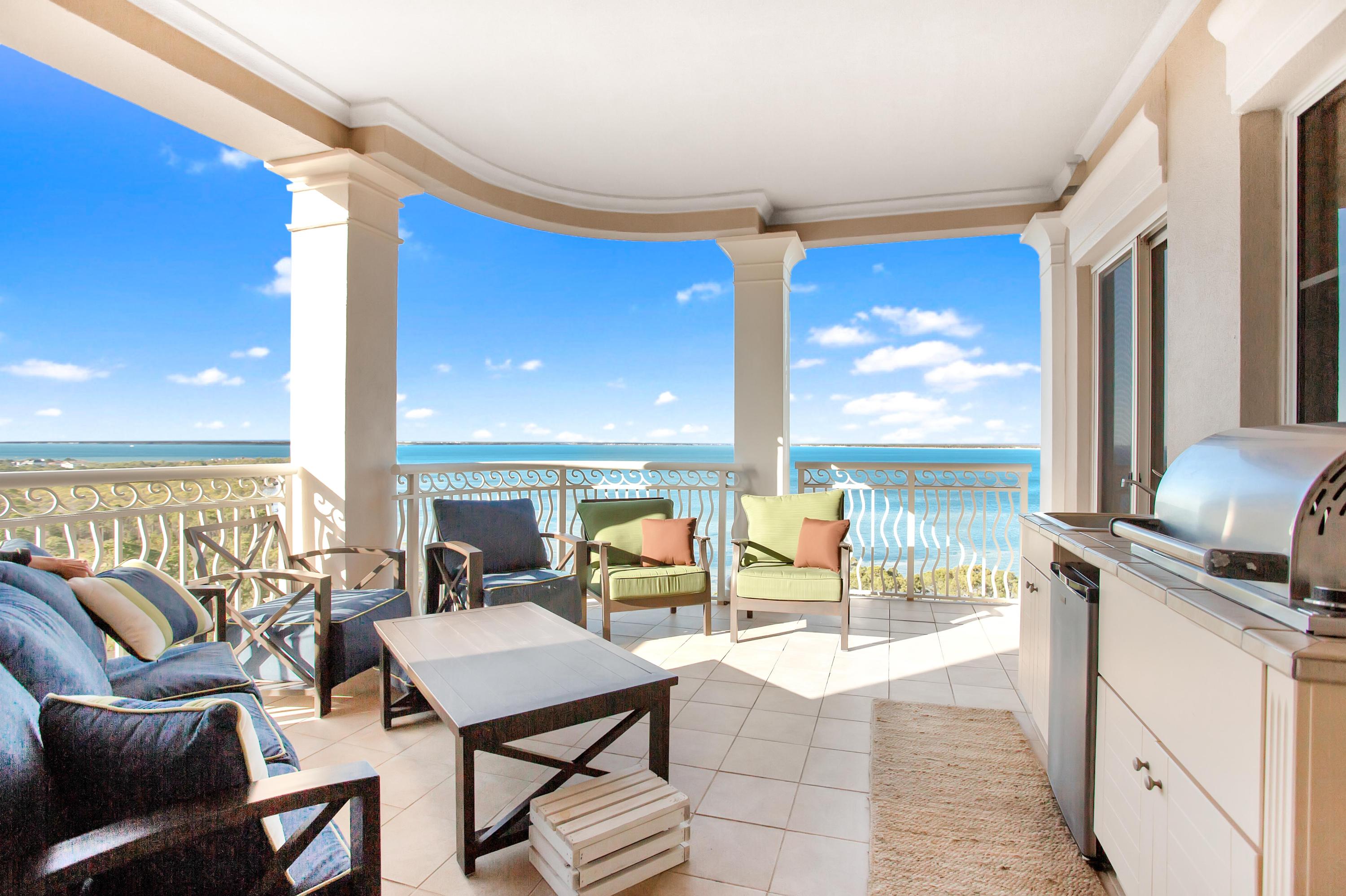 ONE WATER PLACE - Residential