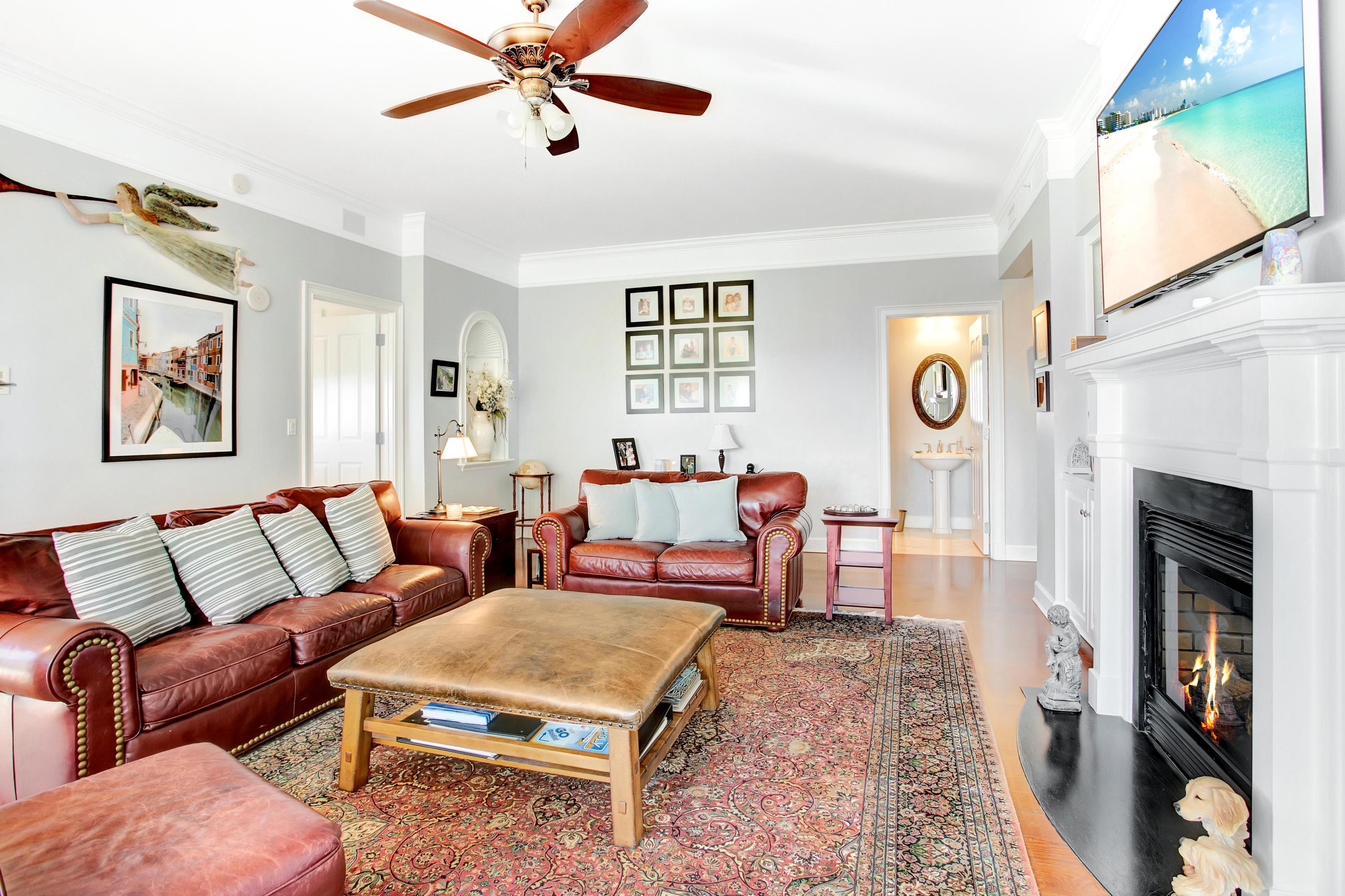 ONE WATER PLACE - Residential