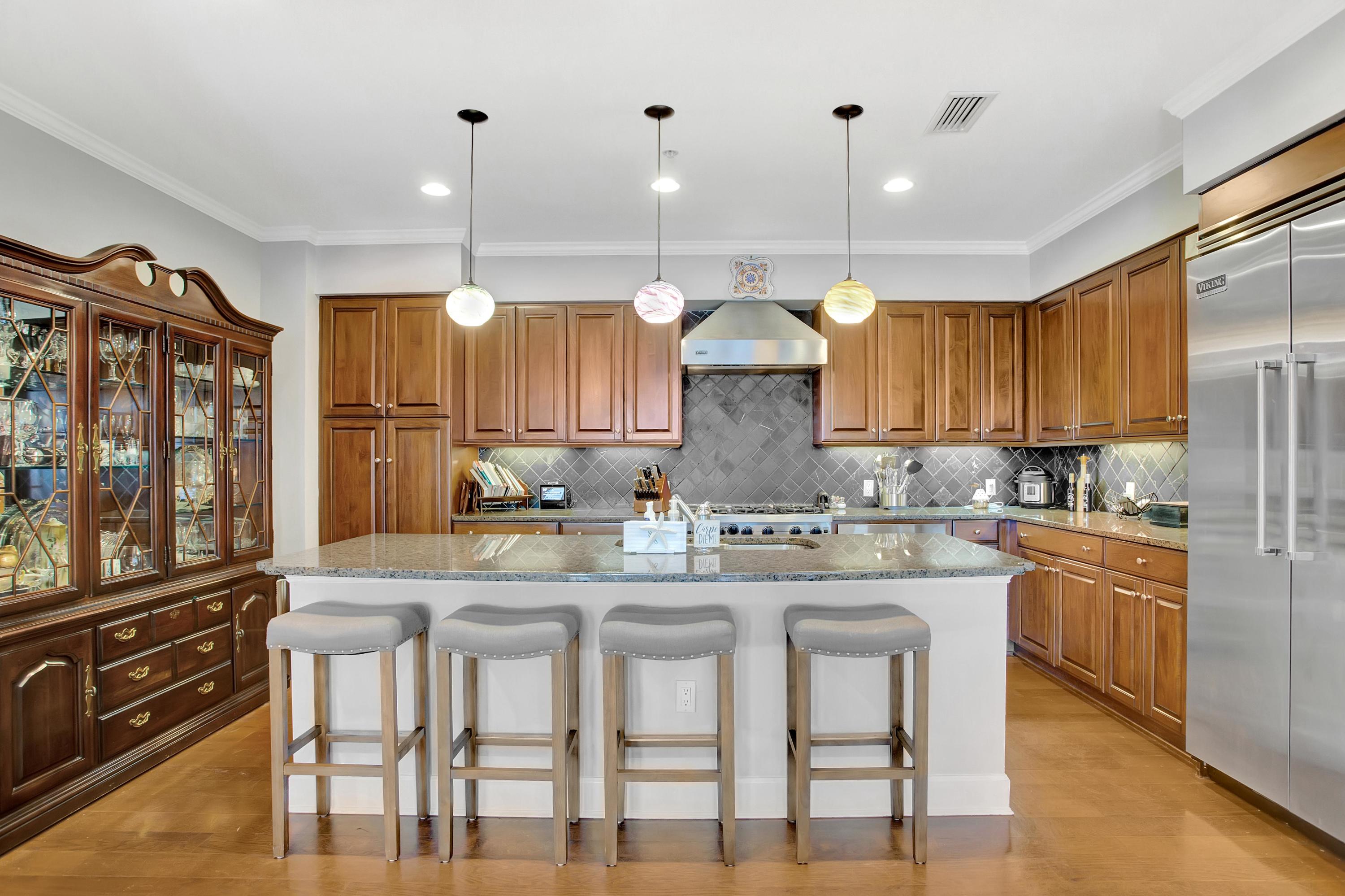 ONE WATER PLACE - Residential