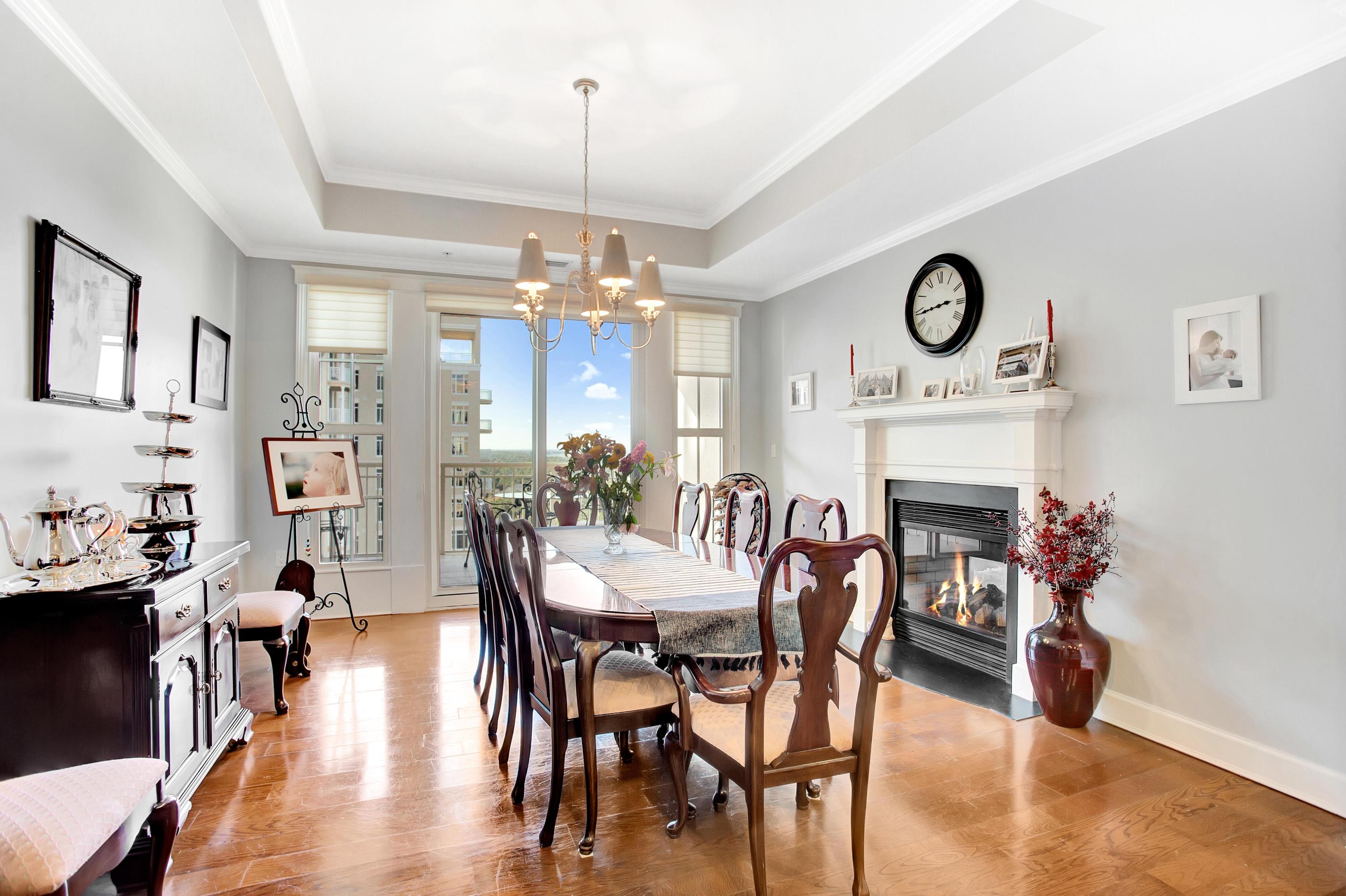 ONE WATER PLACE - Residential