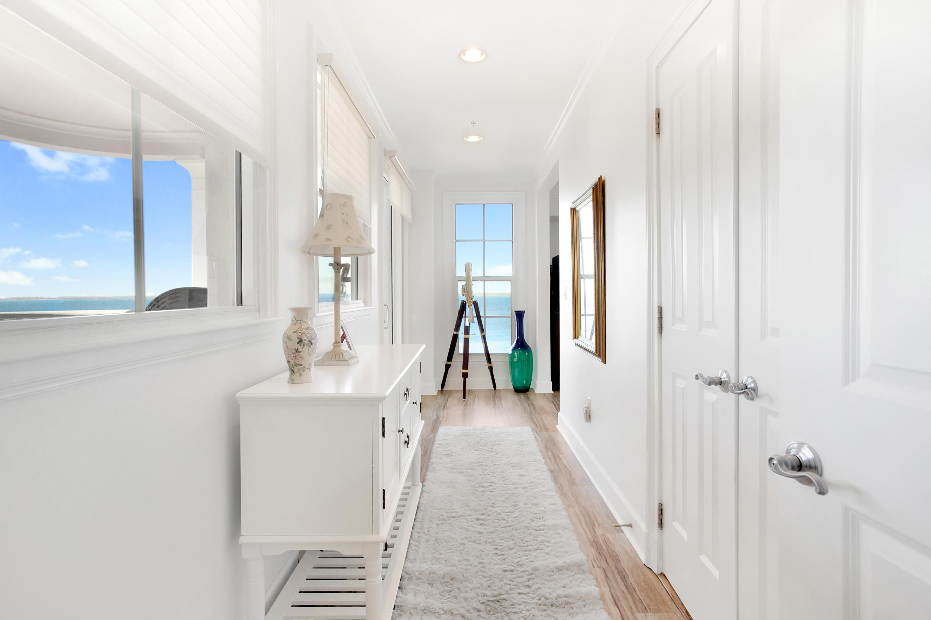 ONE WATER PLACE - Residential