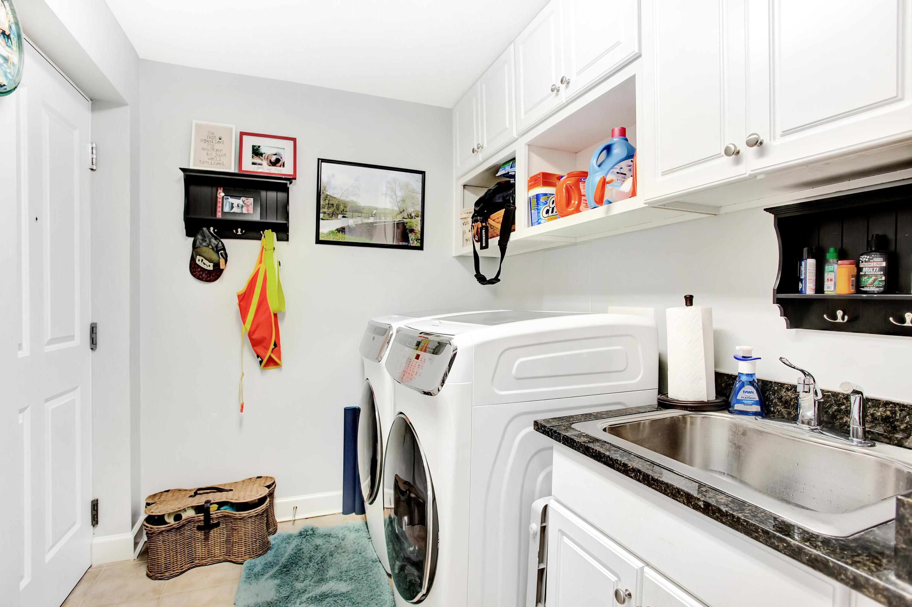 ONE WATER PLACE - Residential