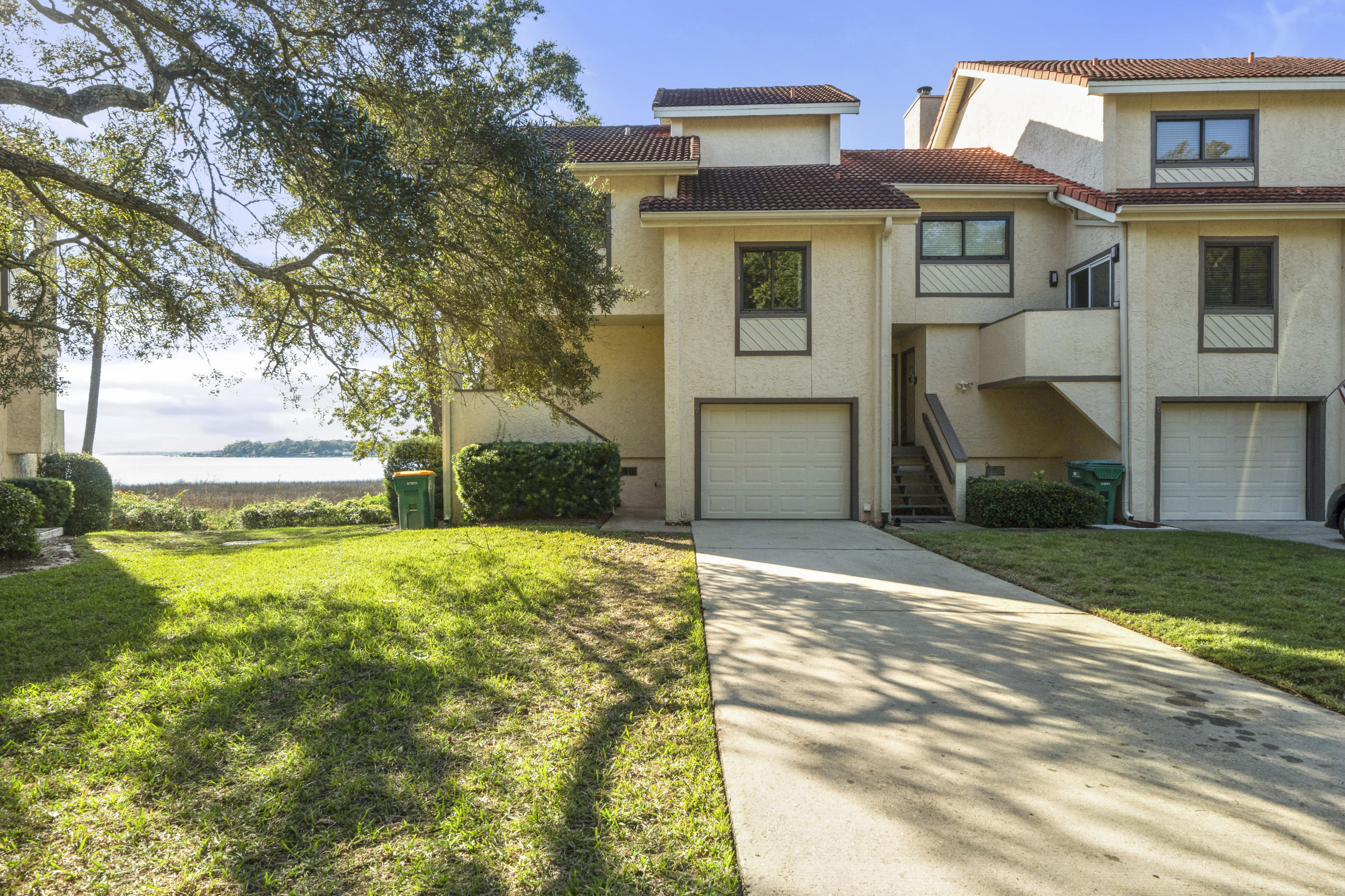 MARINA COVE VILLAGE PH 1 - Residential