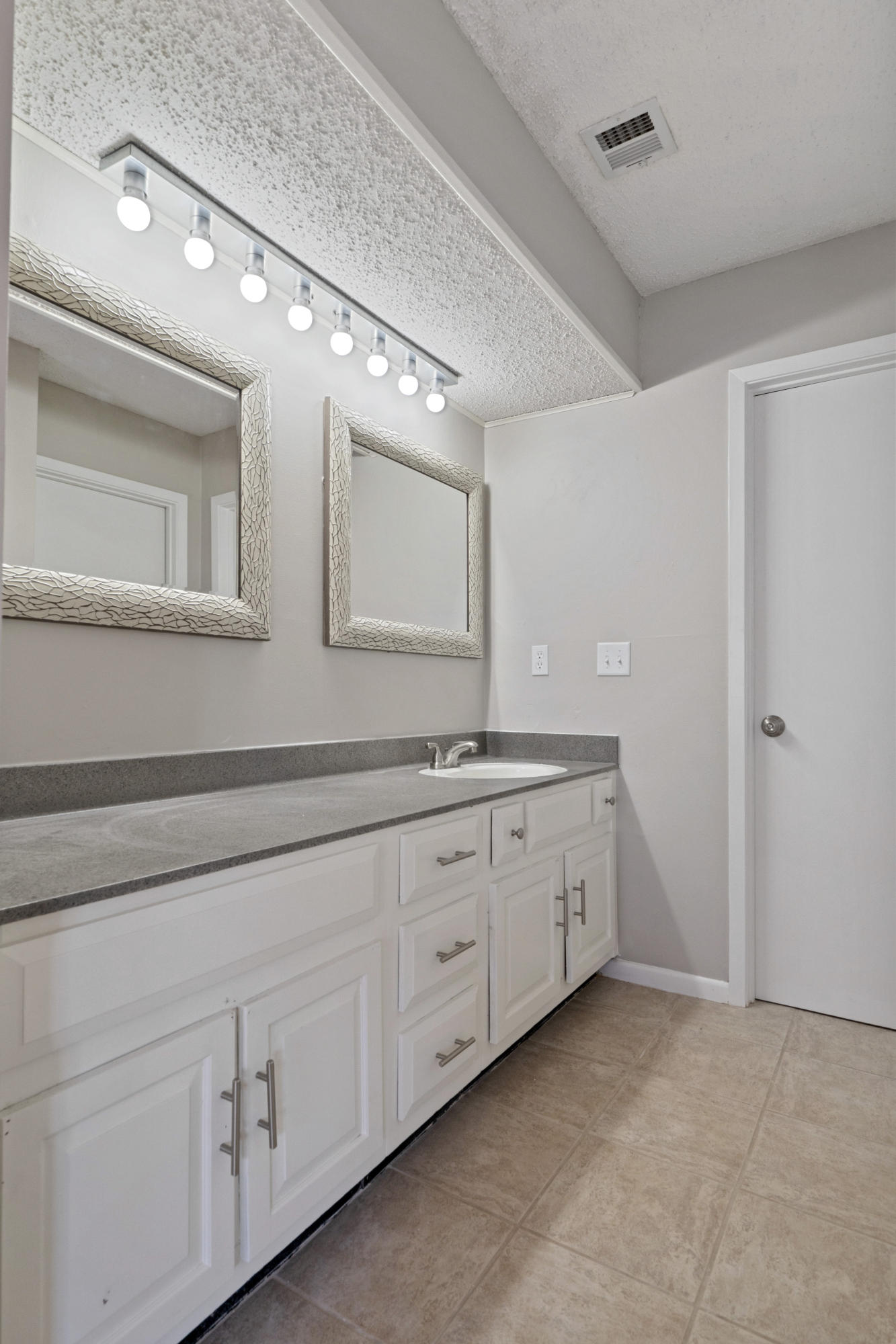 MARINA COVE VILLAGE PH 1 - Residential