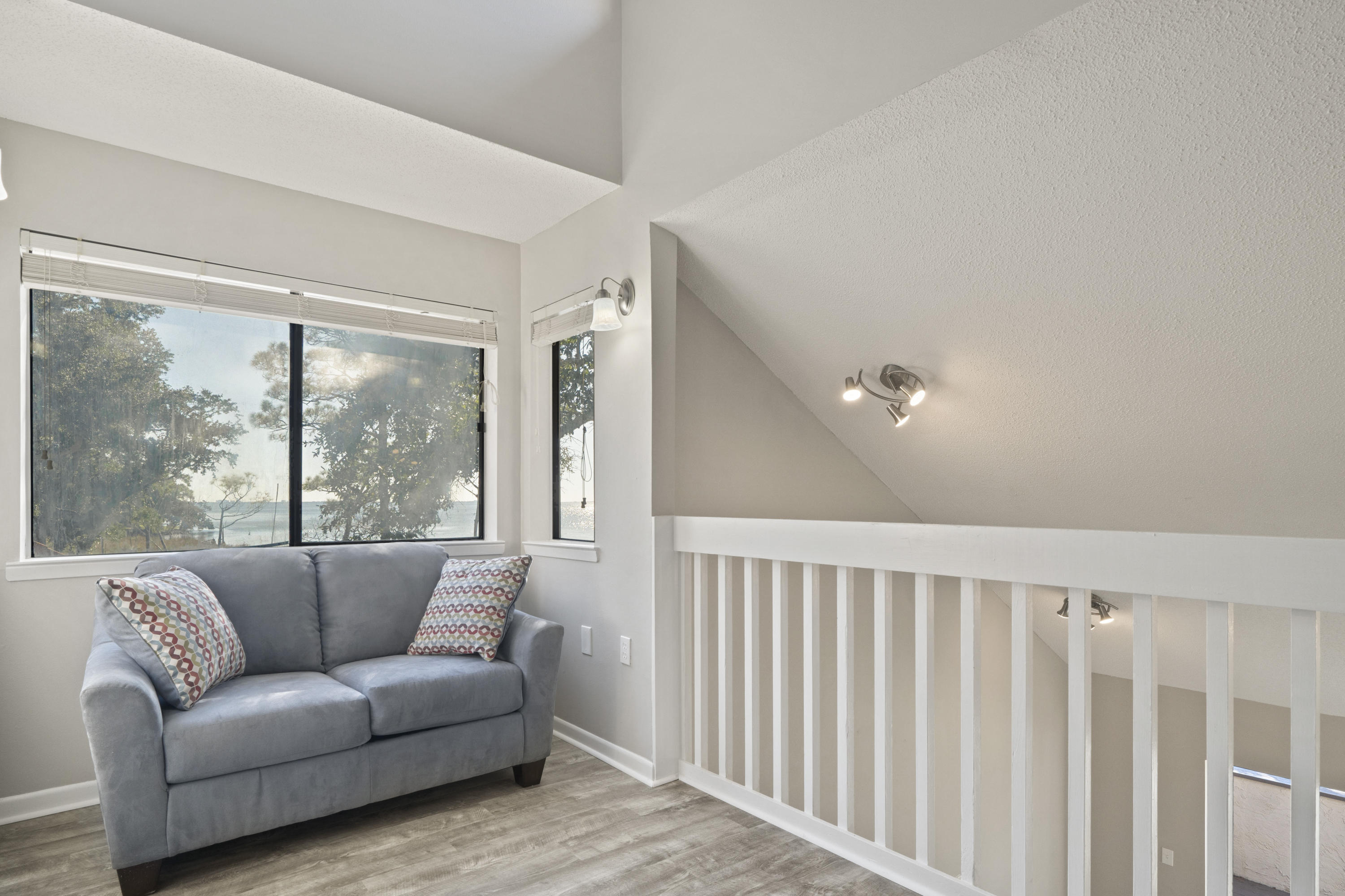 MARINA COVE VILLAGE PH 1 - Residential