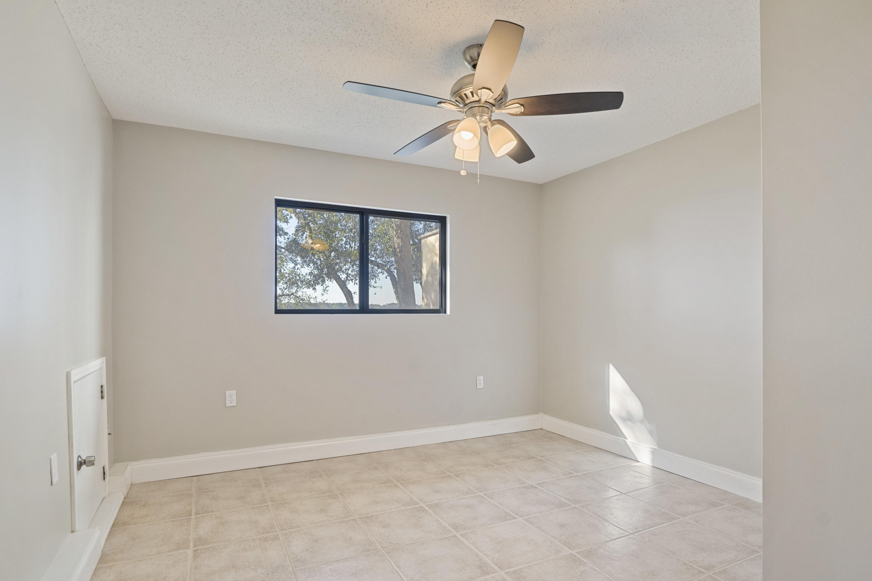 MARINA COVE VILLAGE PH 1 - Residential