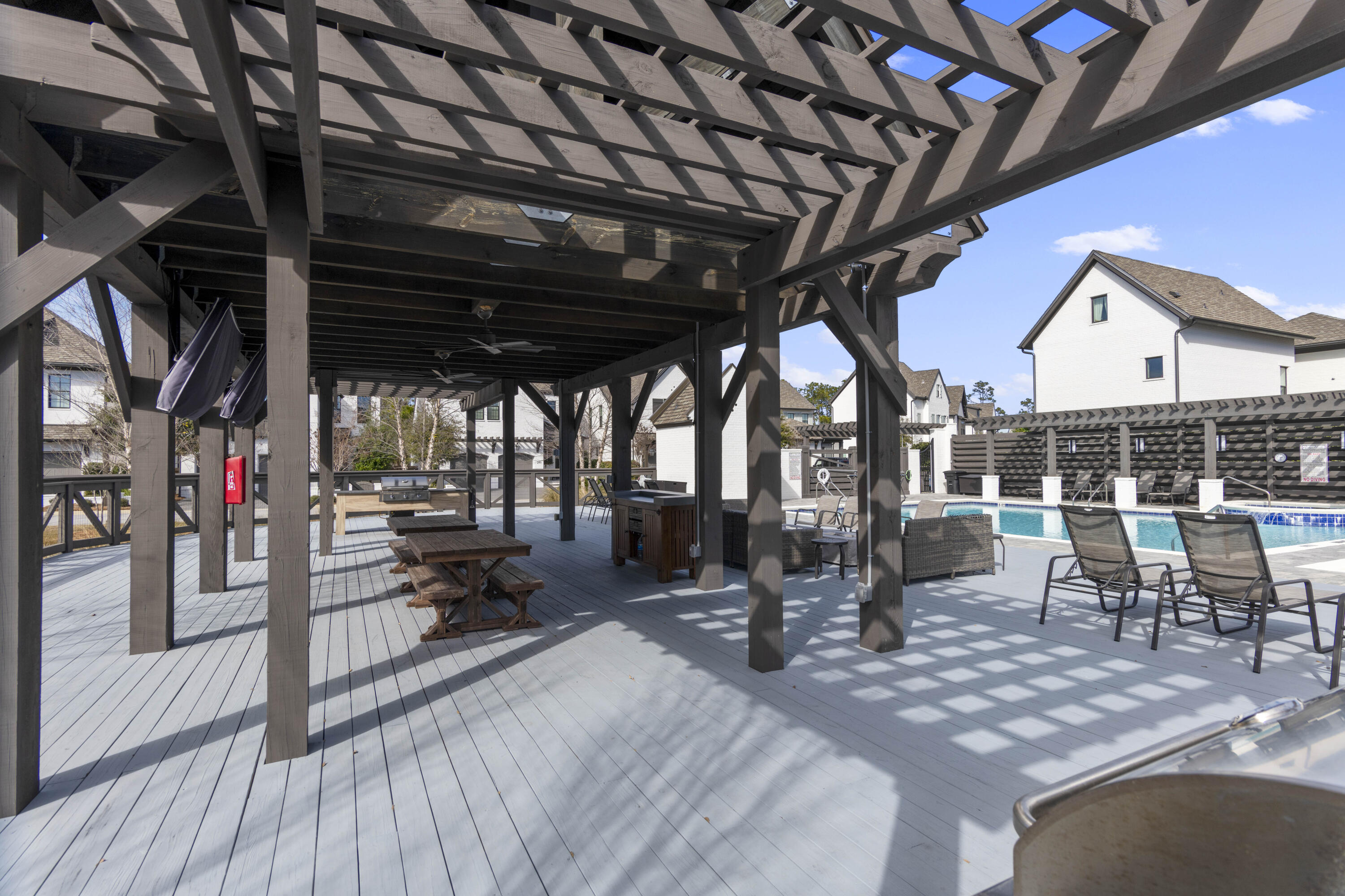 RidgeWalk - Residential