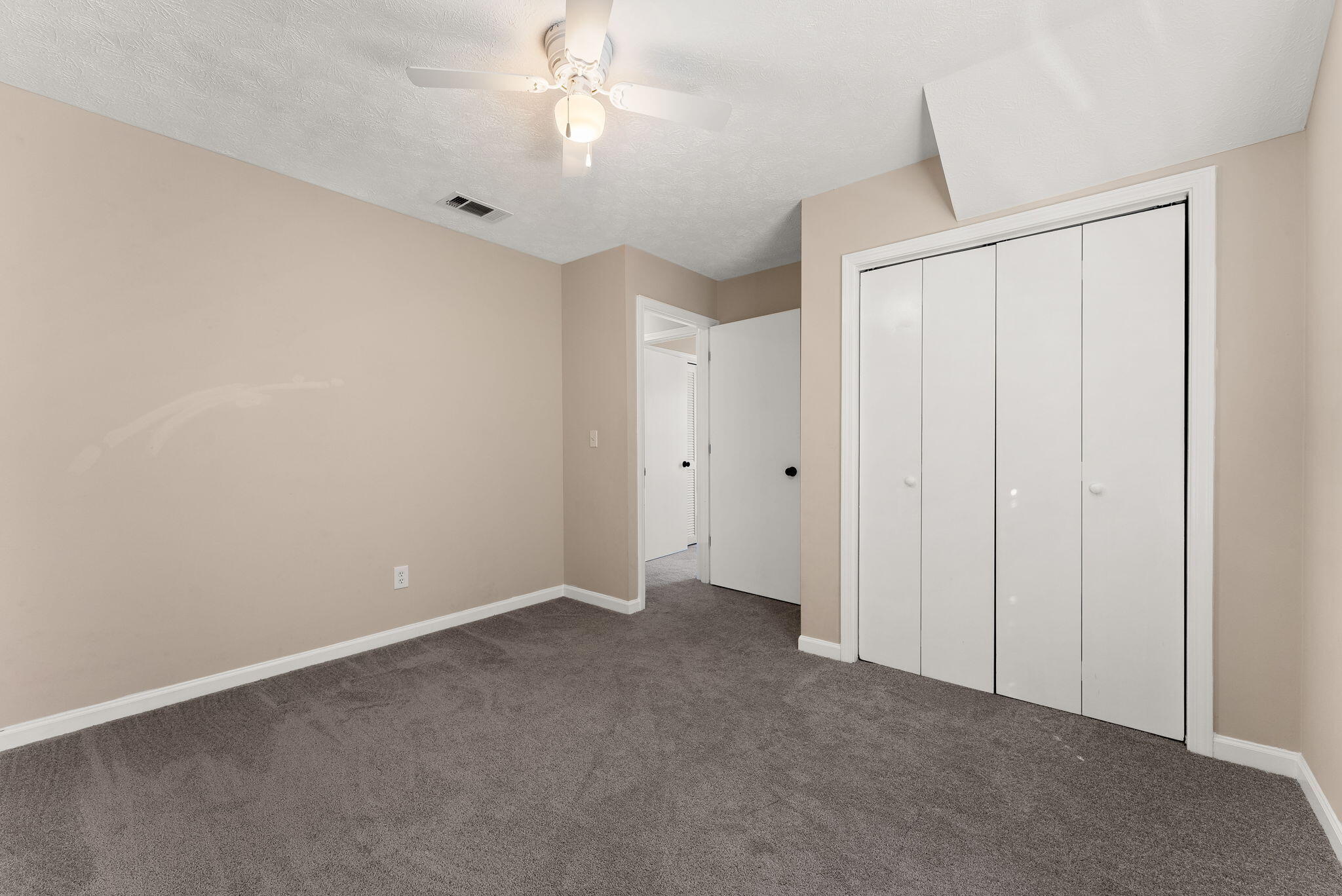 INDIAN BLUFF ESTATES UNIT 1 - Residential