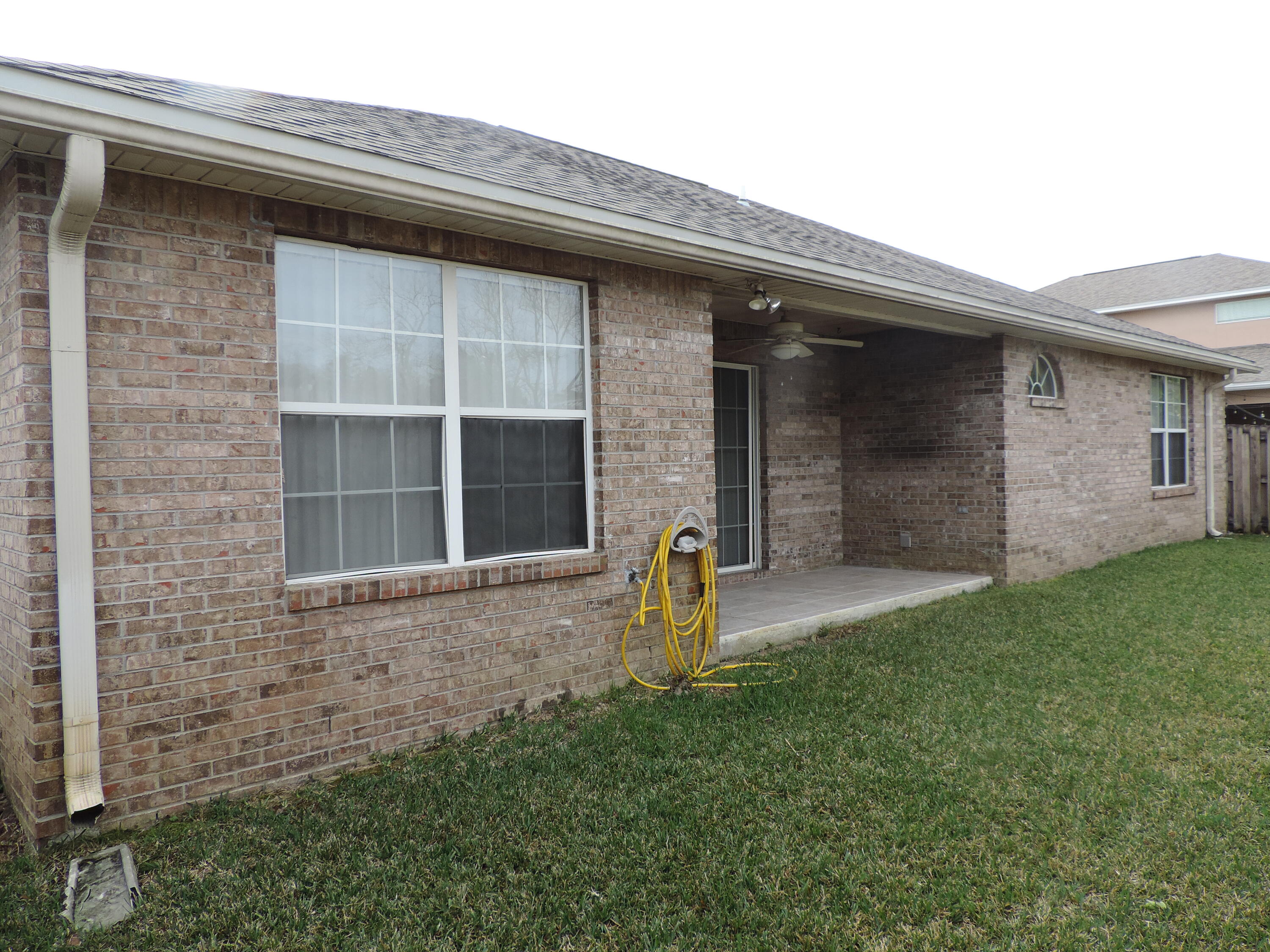 NORTHRIDGE - Residential