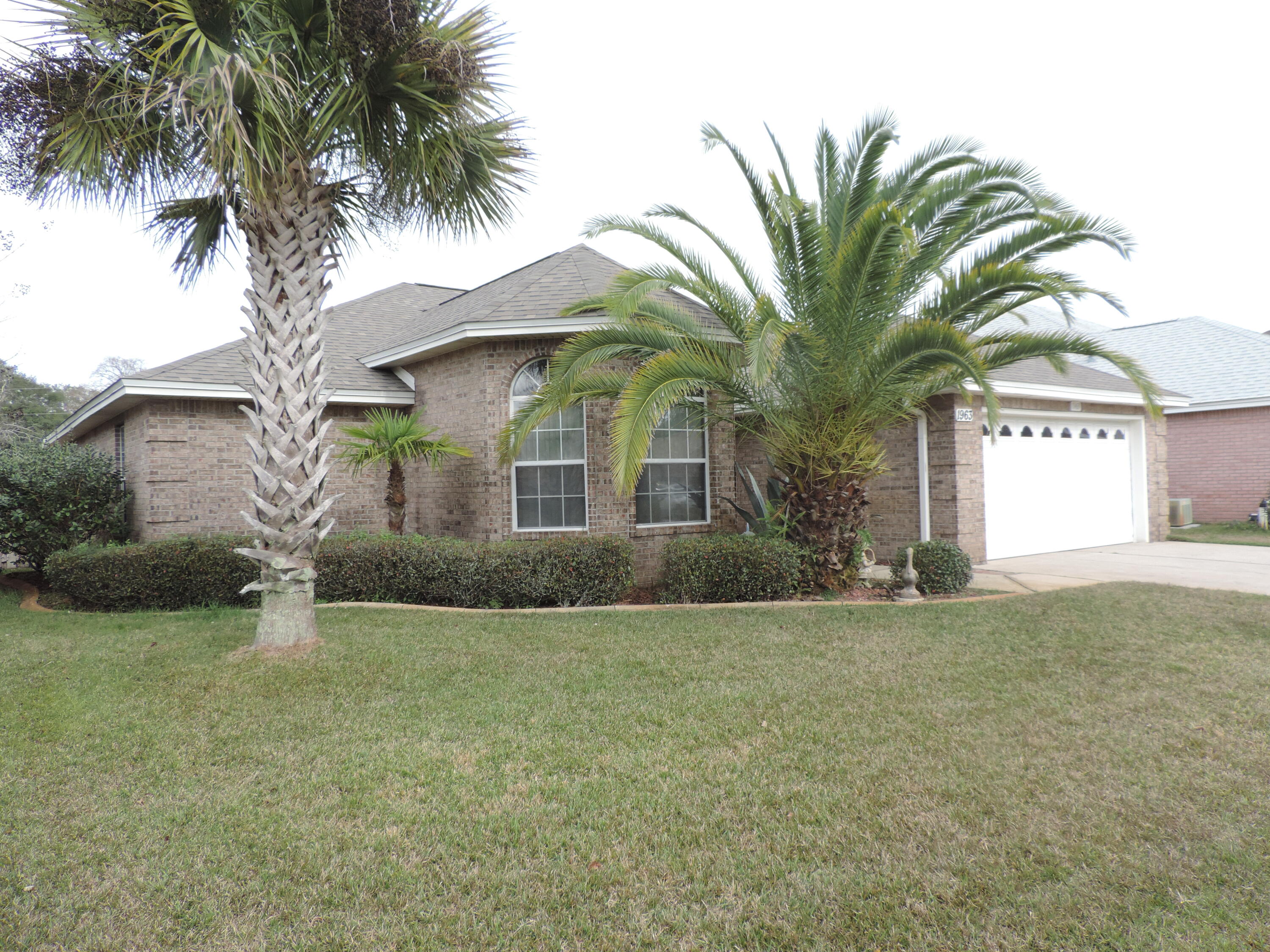 NORTHRIDGE - Residential