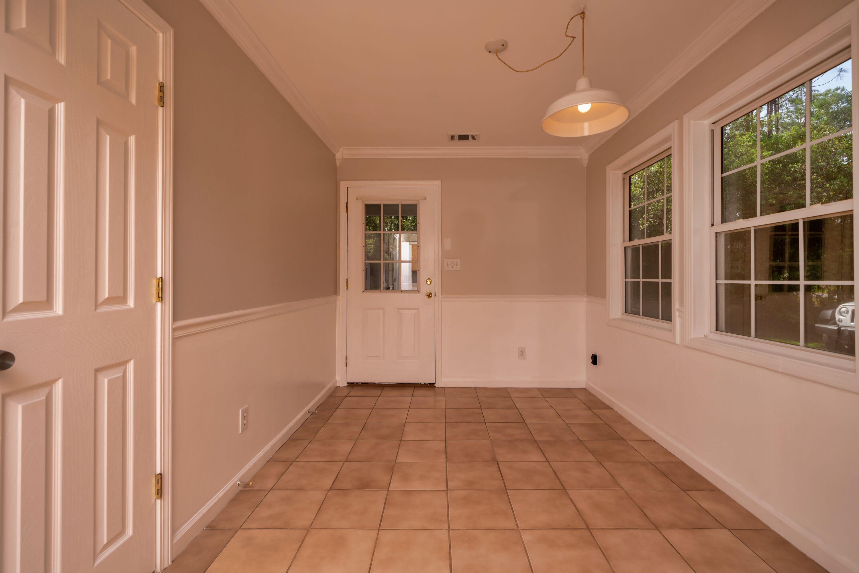 CREEKSIDE - Residential