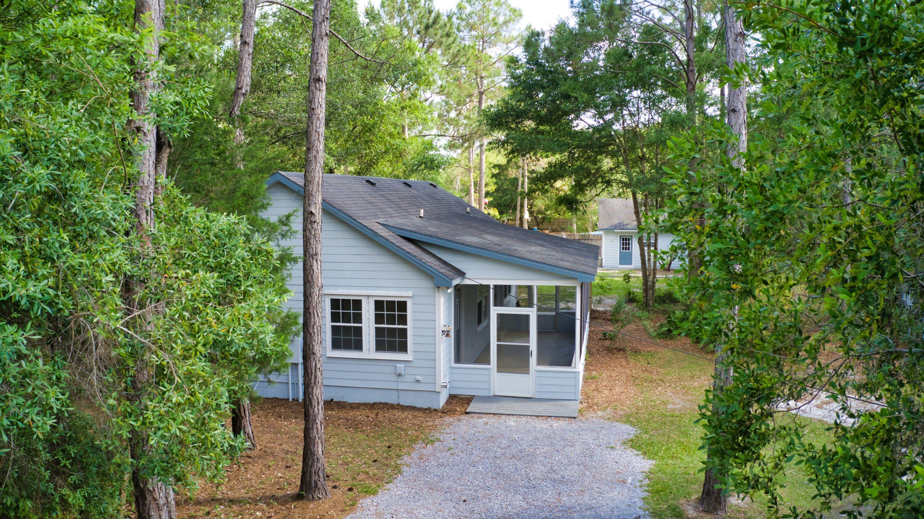 CREEKSIDE - Residential