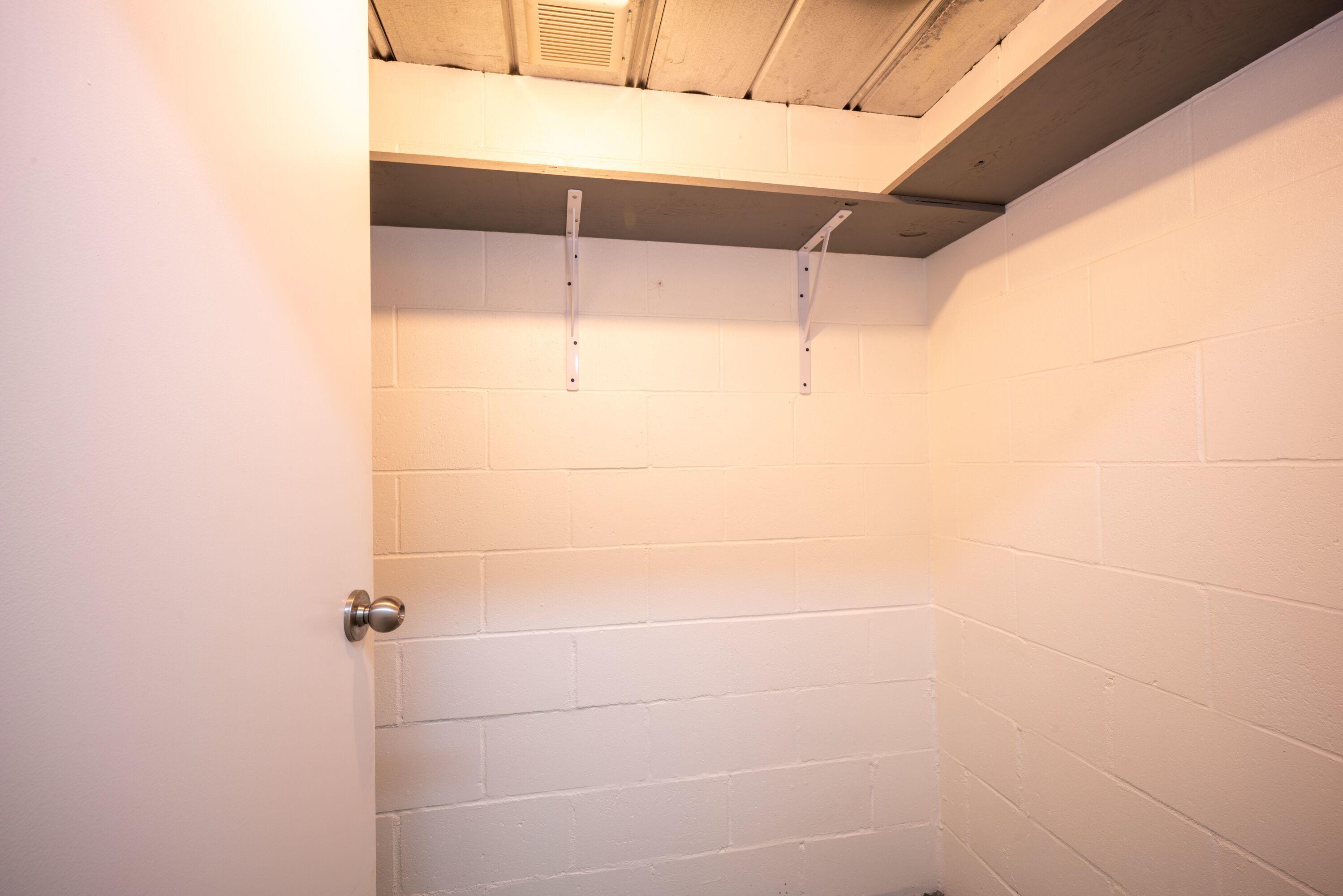 CREEKSIDE - Residential