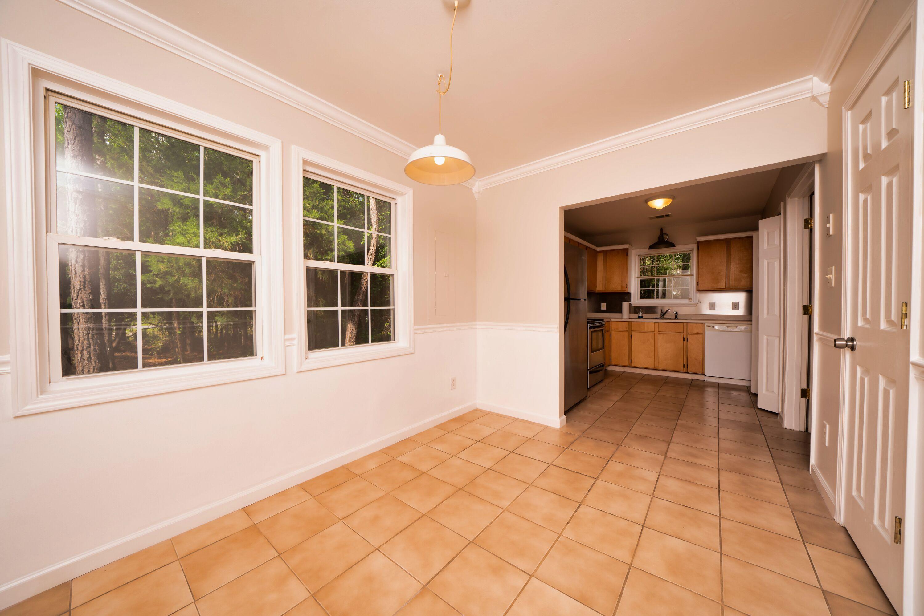 CREEKSIDE - Residential