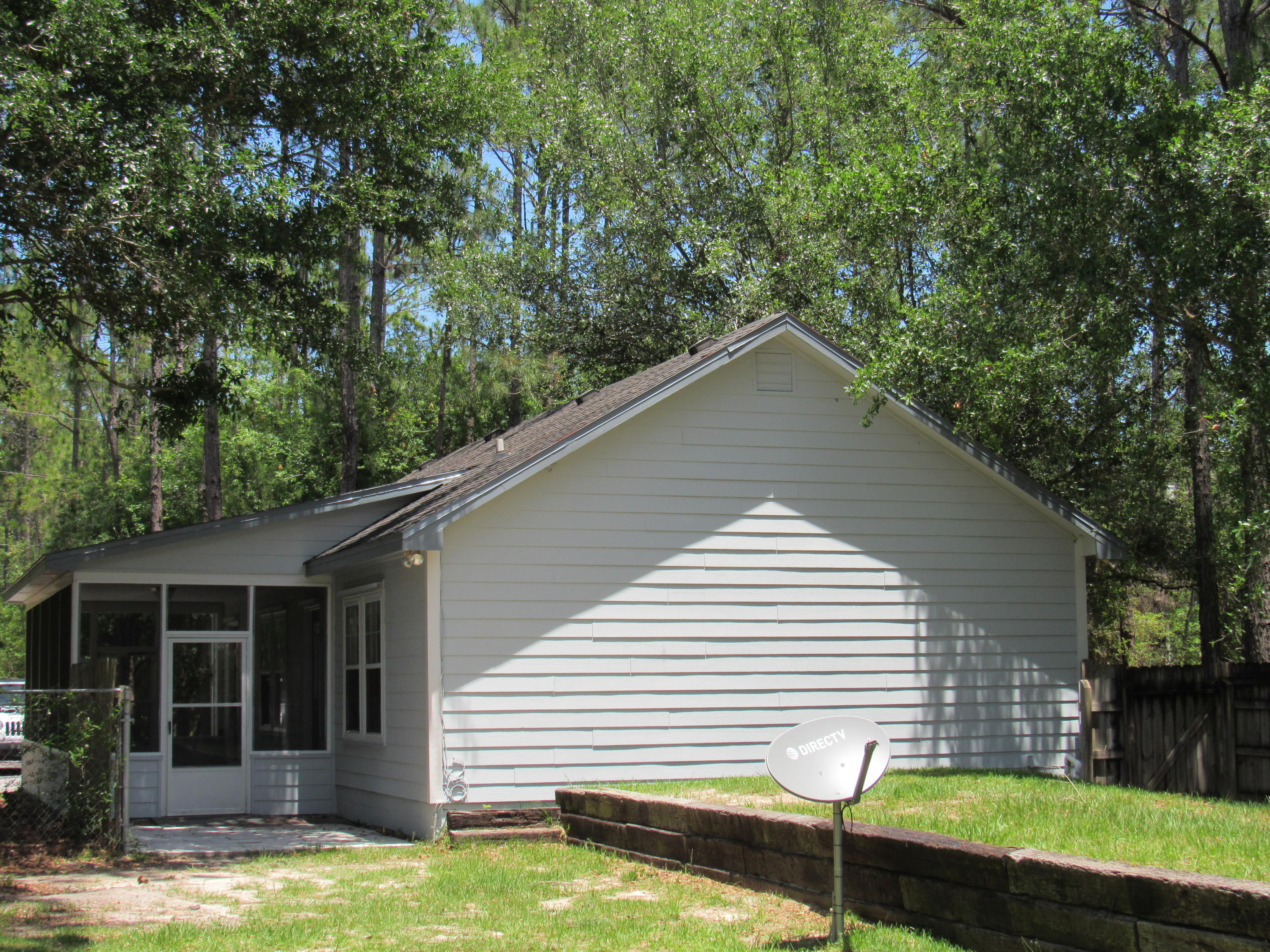 CREEKSIDE - Residential