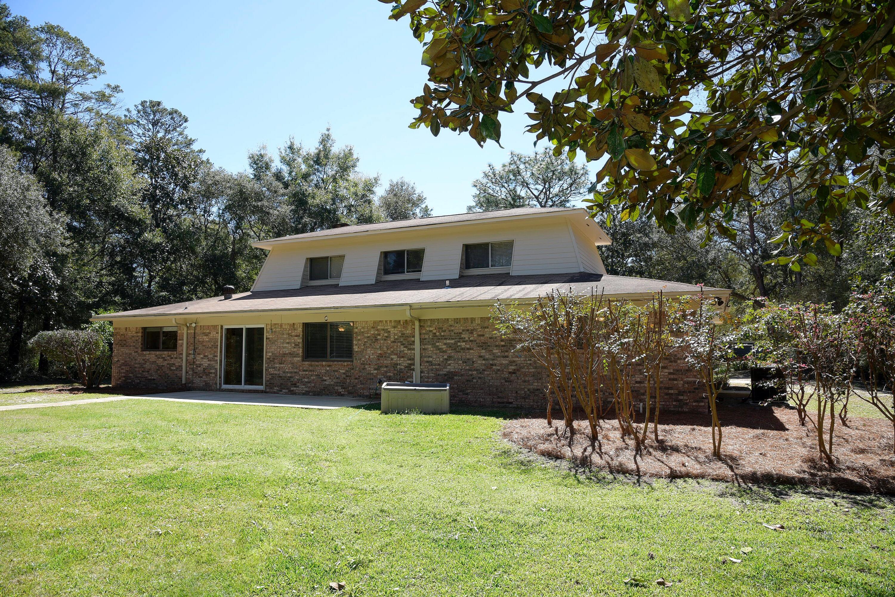 ROCKY BAYOU ESTATES 03 - Residential Lease