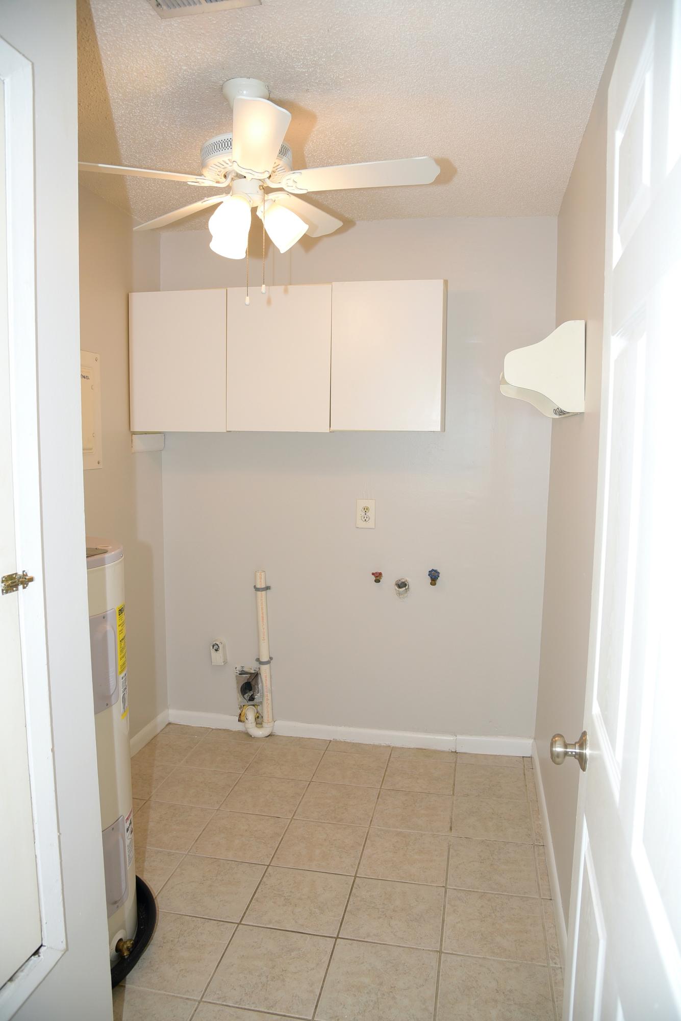 ROCKY BAYOU ESTATES 03 - Residential Lease