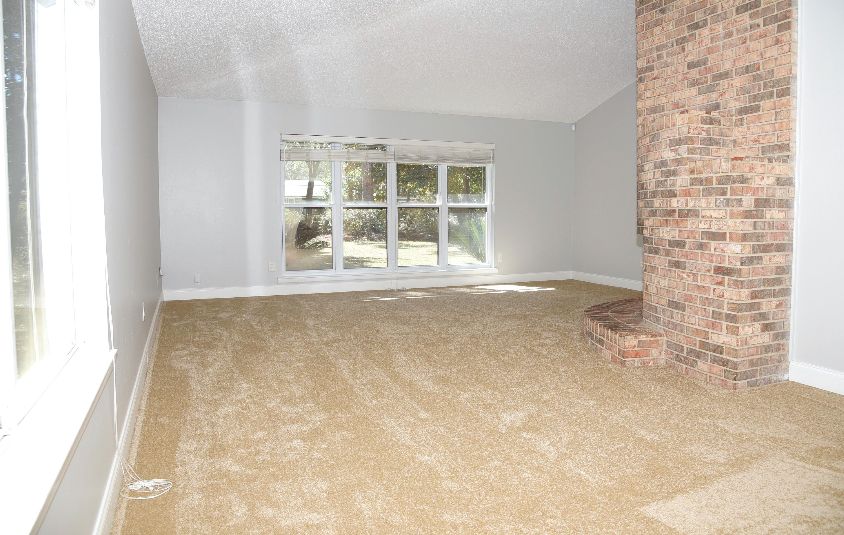 ROCKY BAYOU ESTATES 03 - Residential Lease