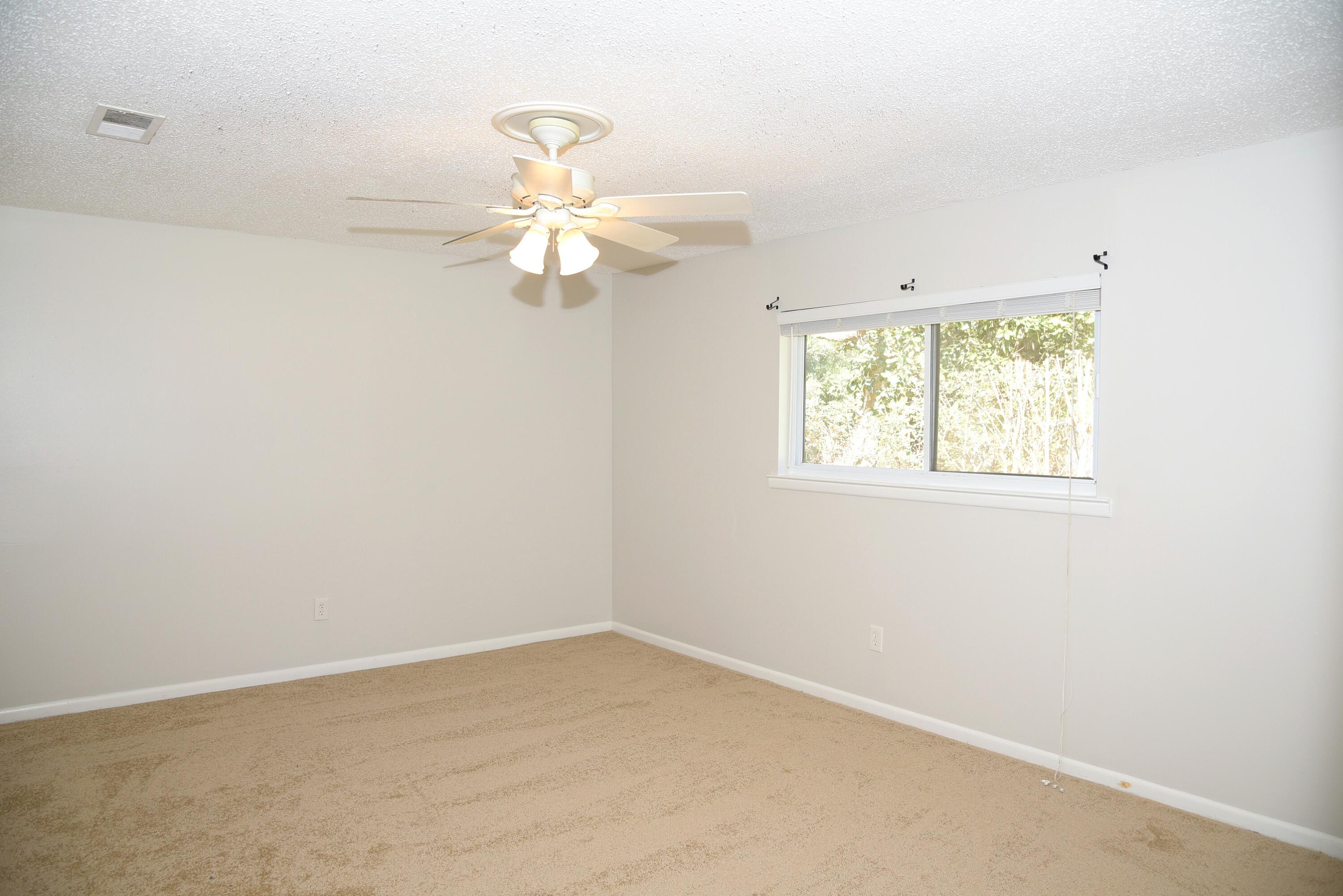 ROCKY BAYOU ESTATES 03 - Residential Lease