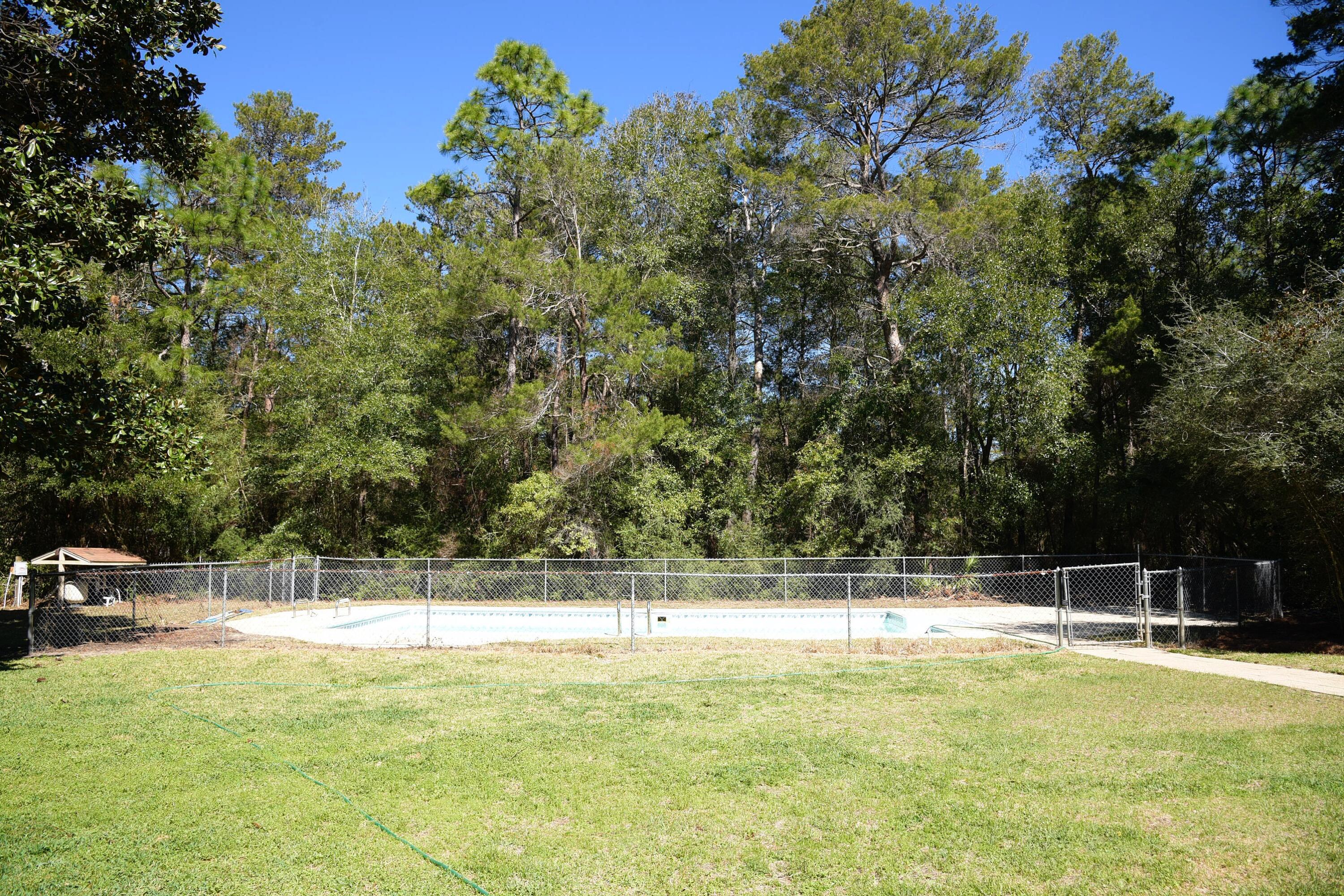 ROCKY BAYOU ESTATES 03 - Residential Lease