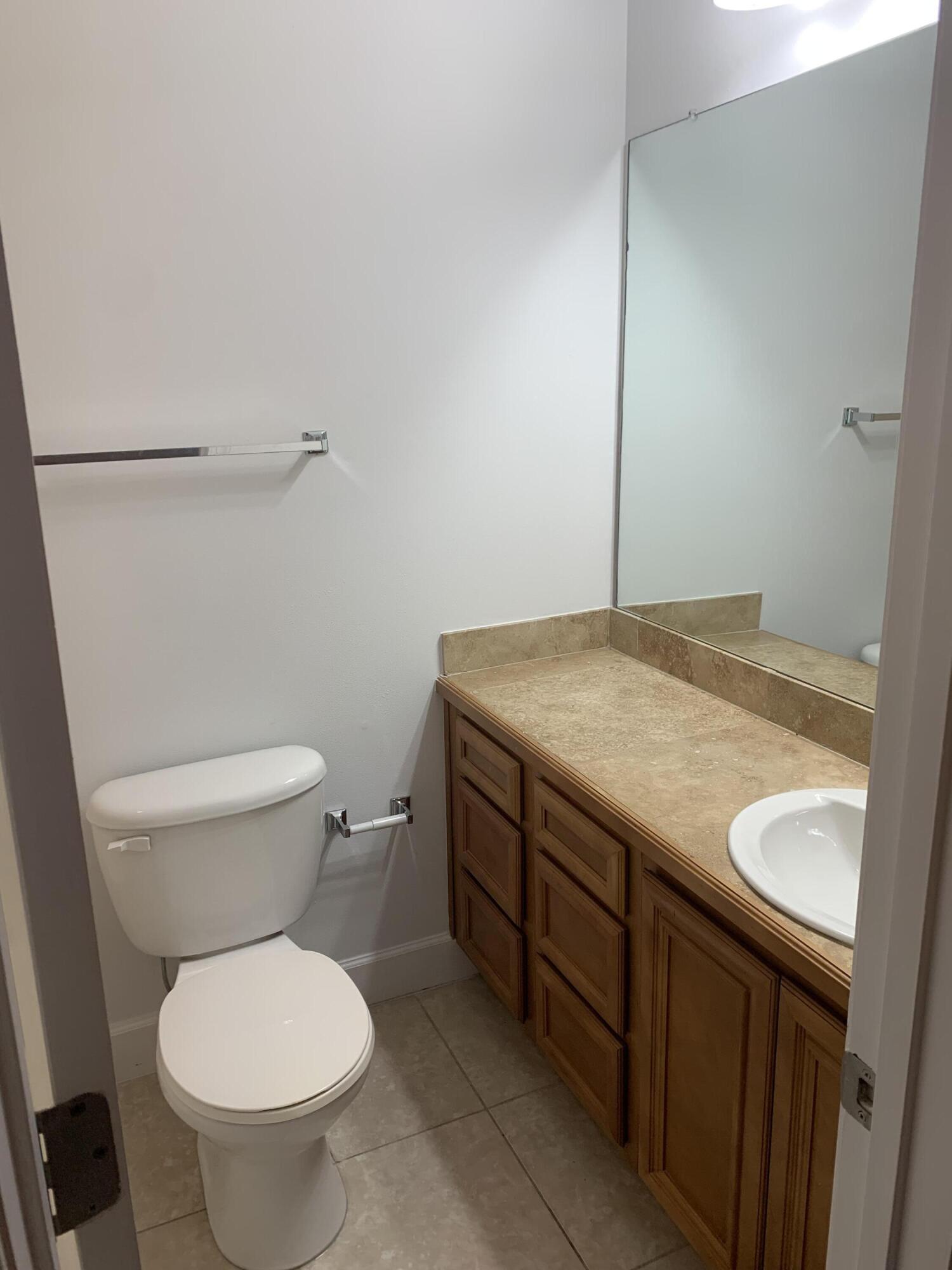 PALMS OF FREEPORT - Residential Lease