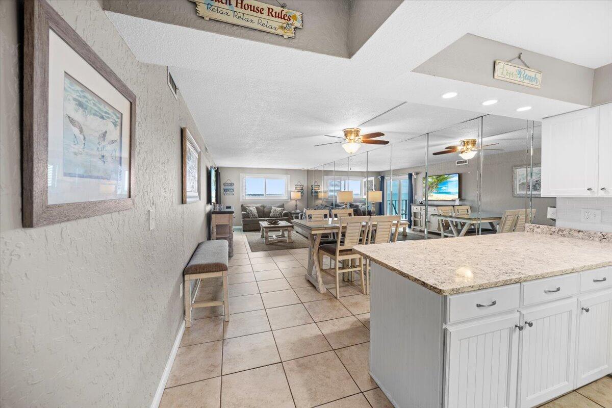 REGENCY TOWERS - Residential