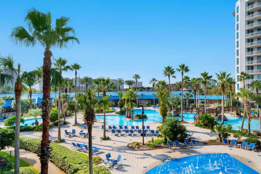 Own a spacious 2BR / 2BA condo just minutes from Destin's white-sand beaches--ideal as a vacation home, second residence, or income-producing property. Located in The Palms of Destin, this unit offers resort-style amenities. 2 Bedrooms / 2 Bathrooms970 sq ft open and functional layoutFully furnished and rental-readyPrivate balconyWell-maintained and professionally managedRESORT AMENITIESLarge lagoon-style pool, heated pool, hot tubFitness center, tennis & basketball courtsOn-site restaurant, bar, and coffee shopKids' splash areaSeasonal beach shuttleGated community with 24/7 securityPRIME DESTIN LOCATIONLess than 5 minutes to Destin BeachNear Henderson Beach State ParkClose to shopping, dining, HarborWalk Village, and Big Kahuna's