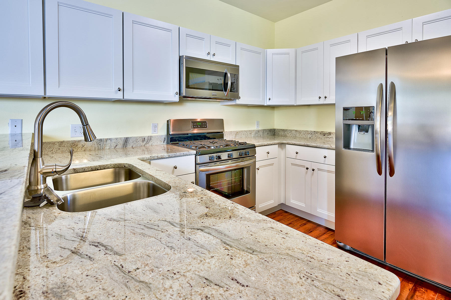 GRAYTON BEACH - Residential