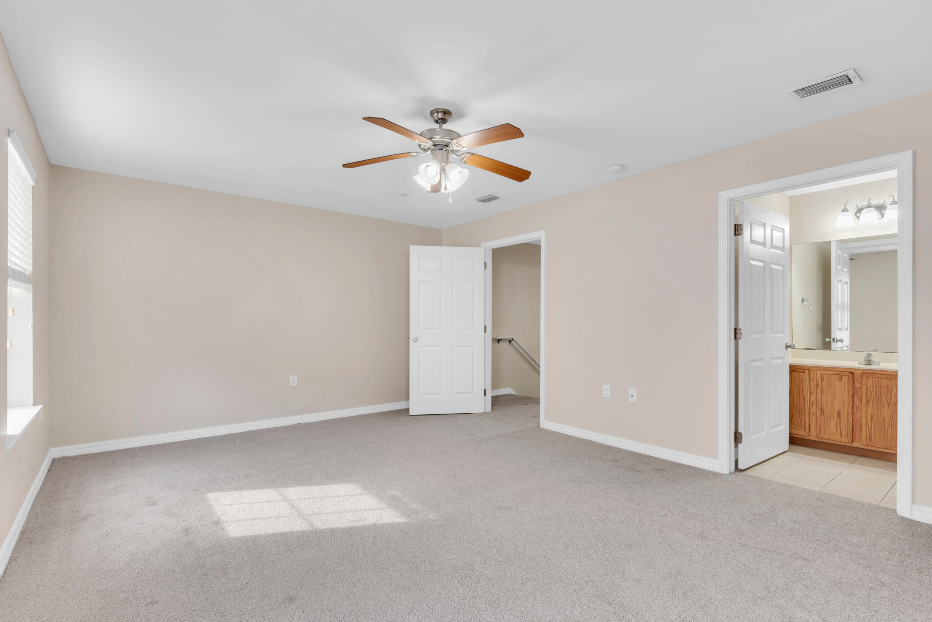 DAVENPORT PLACE - Residential Lease