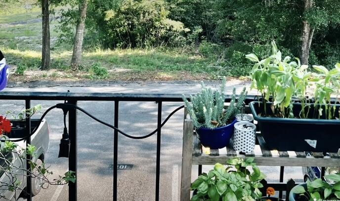 Country Club Condos - Residential