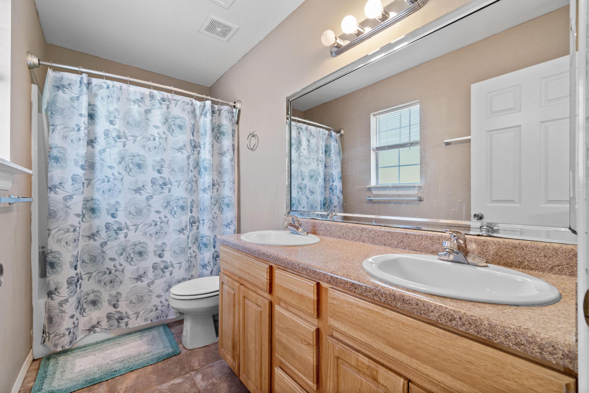 PIPERS LANDING UNIT 2 - Residential