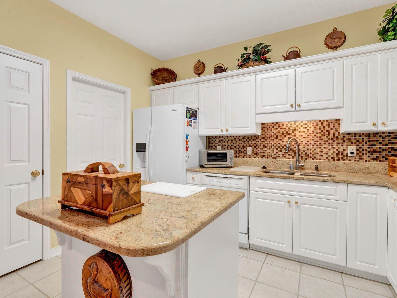 REFLECTIONS AT BLUEWATER BAY T/H - Residential