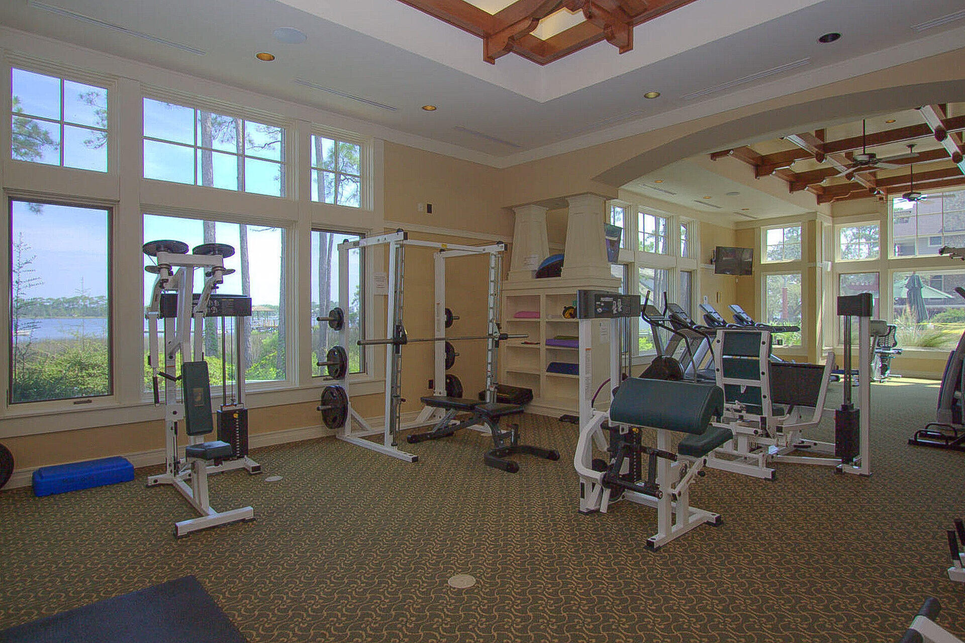 WILD HERON - Residential