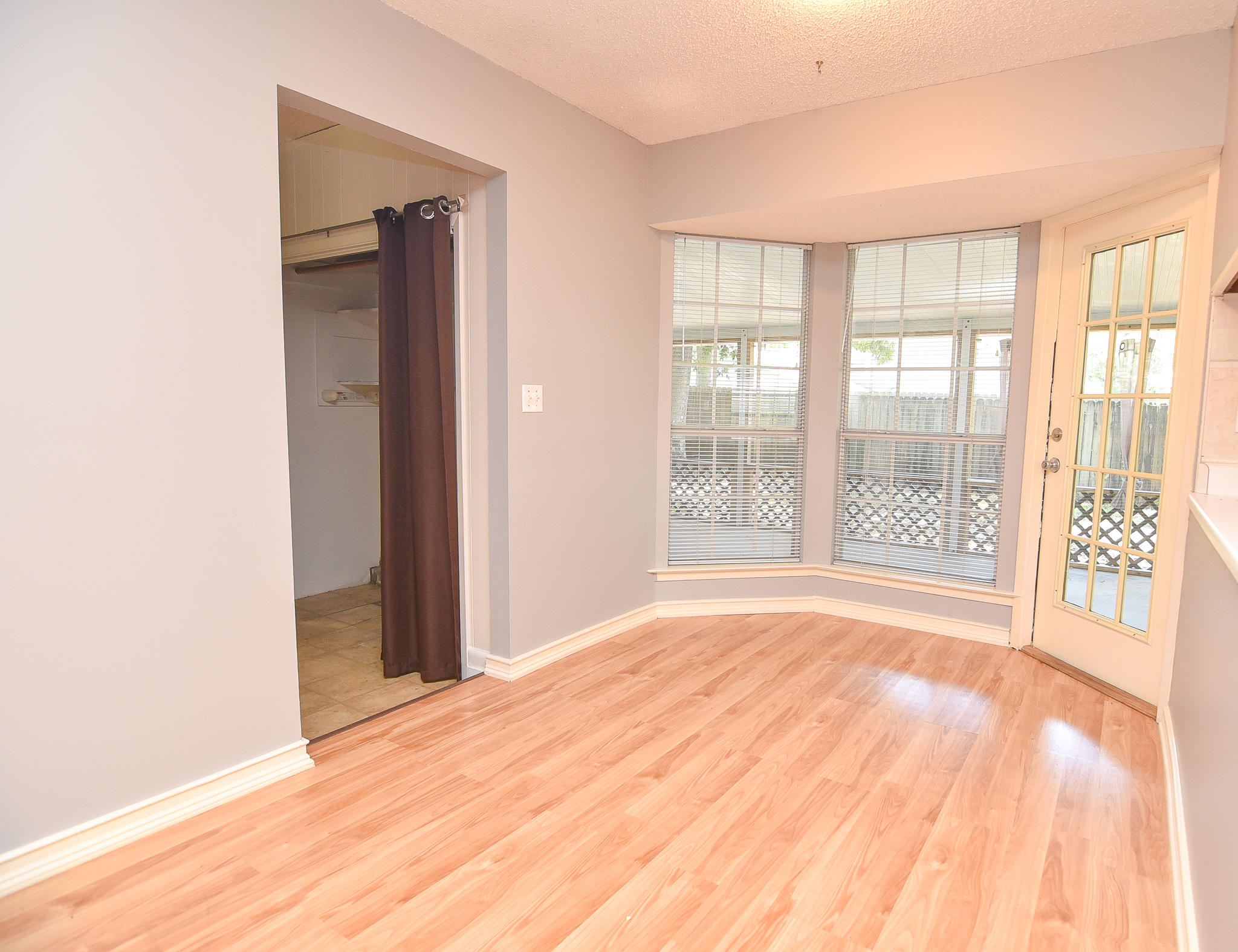 MAGNOLIA SHORES S/D - Residential