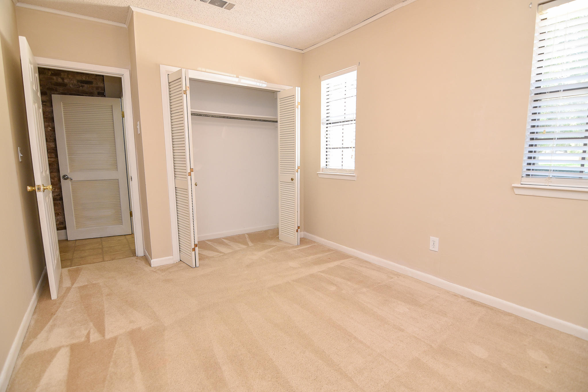 MAGNOLIA SHORES S/D - Residential