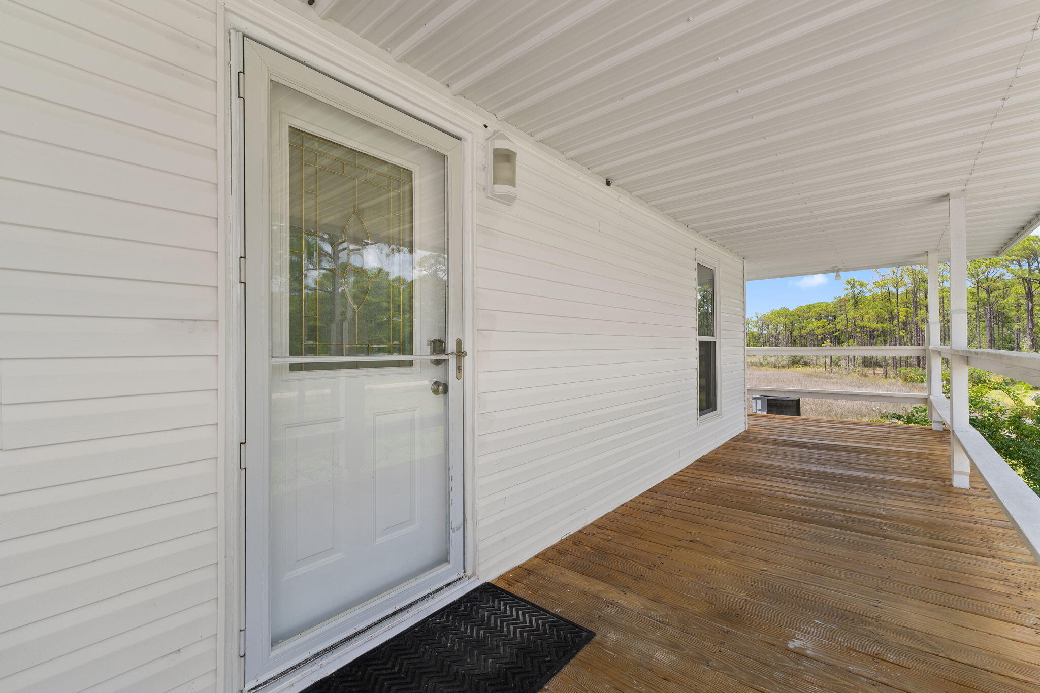 23-1S-28-0000-00403-0000 - Residential