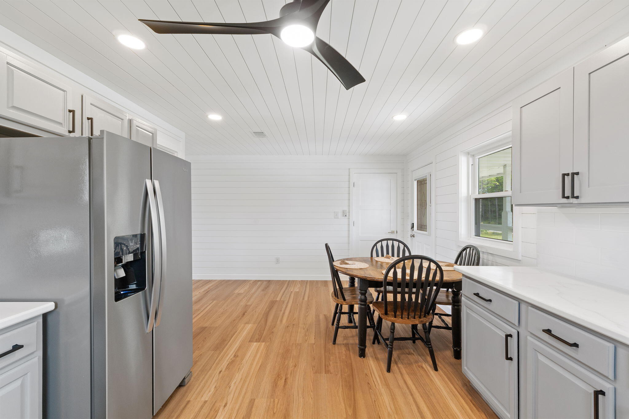 23-1S-28-0000-00403-0000 - Residential