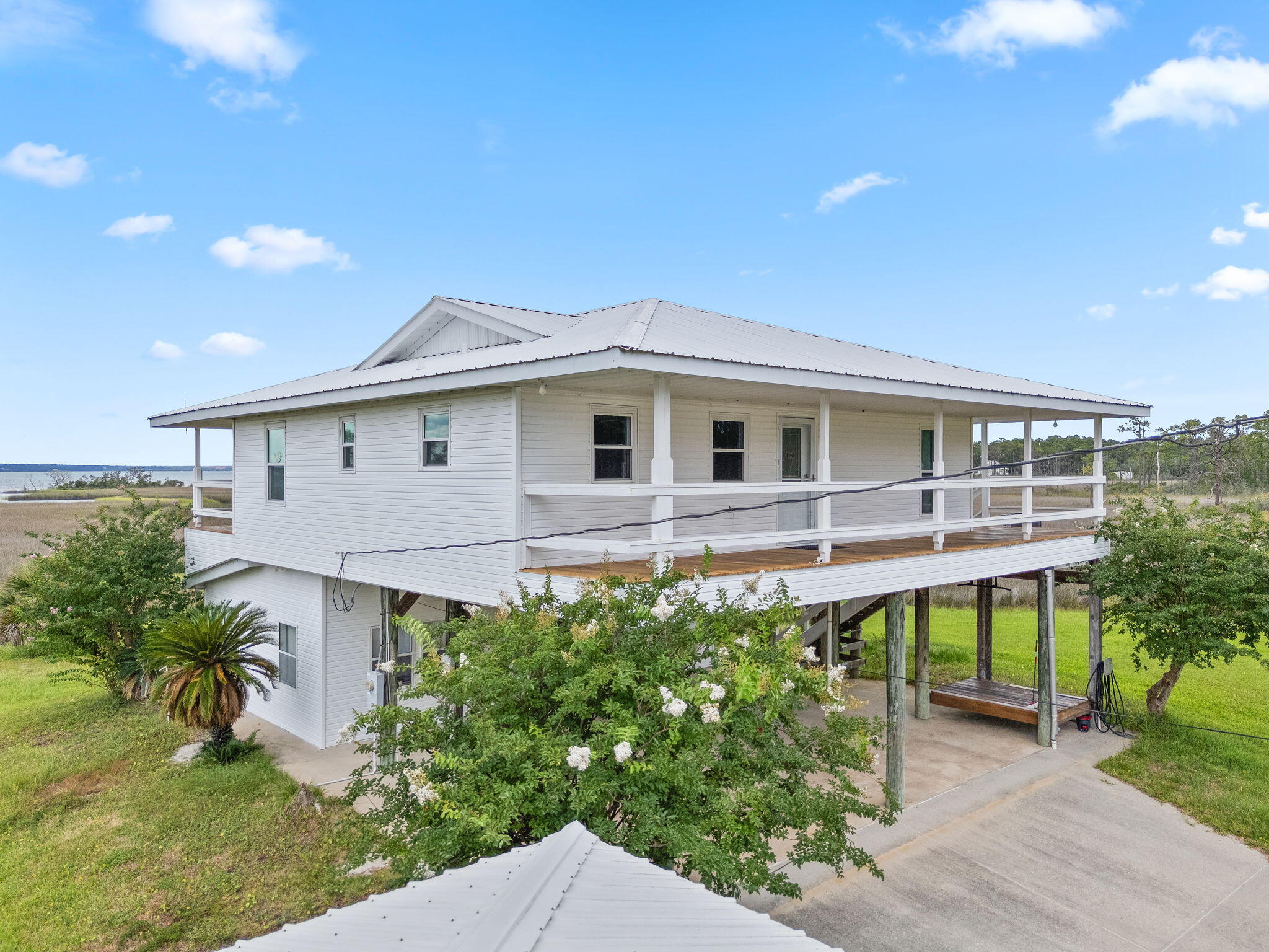 23-1S-28-0000-00403-0000 - Residential