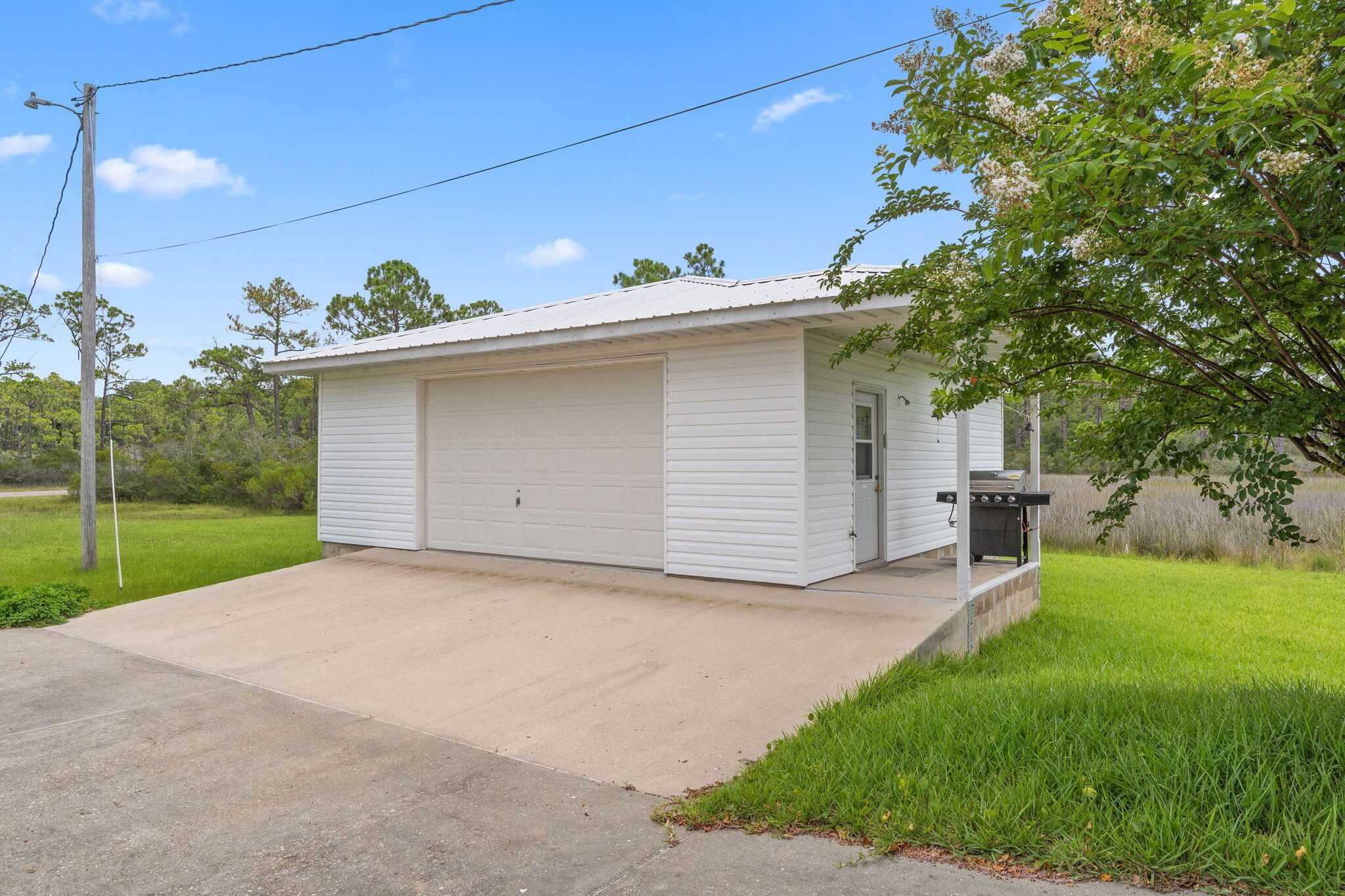 23-1S-28-0000-00403-0000 - Residential