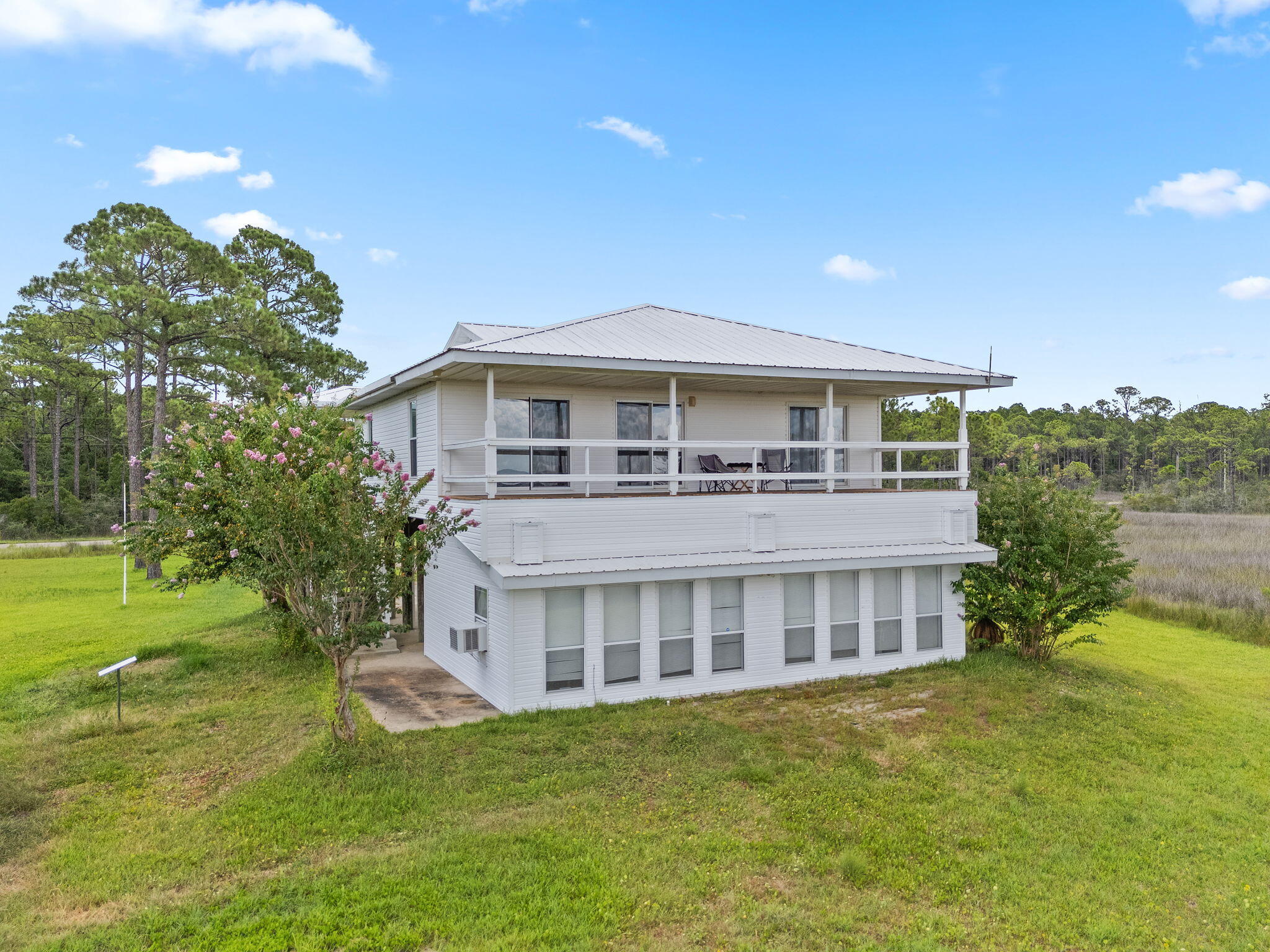 23-1S-28-0000-00403-0000 - Residential