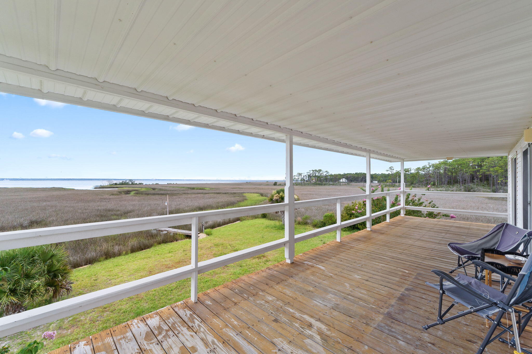 23-1S-28-0000-00403-0000 - Residential