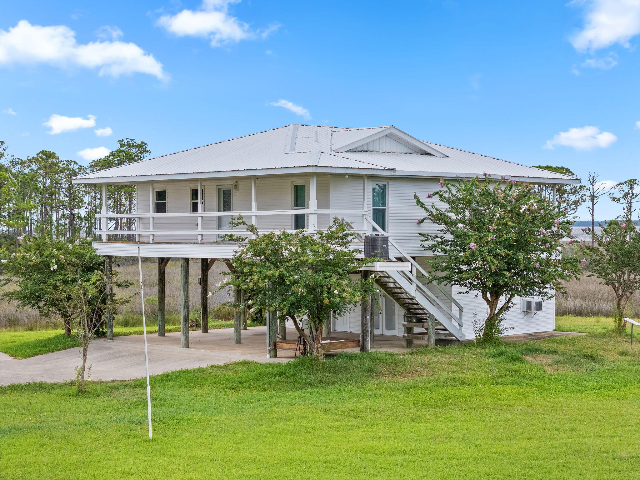 23-1S-28-0000-00403-0000 - Residential