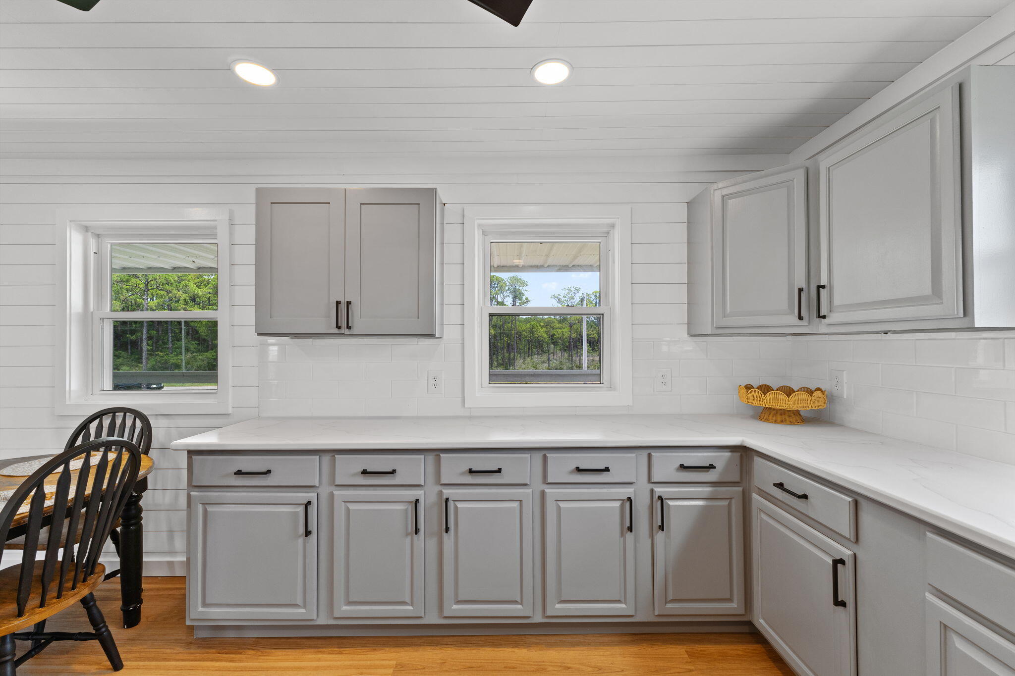 23-1S-28-0000-00403-0000 - Residential