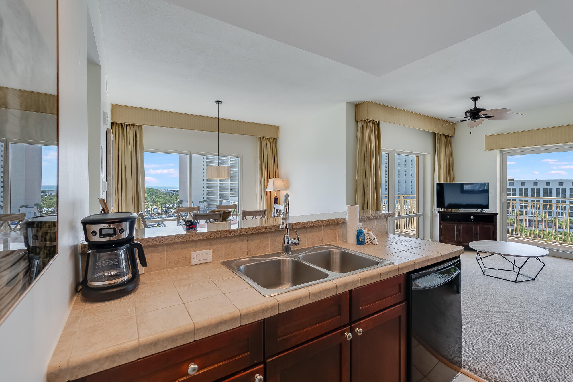 LUAU II - Residential