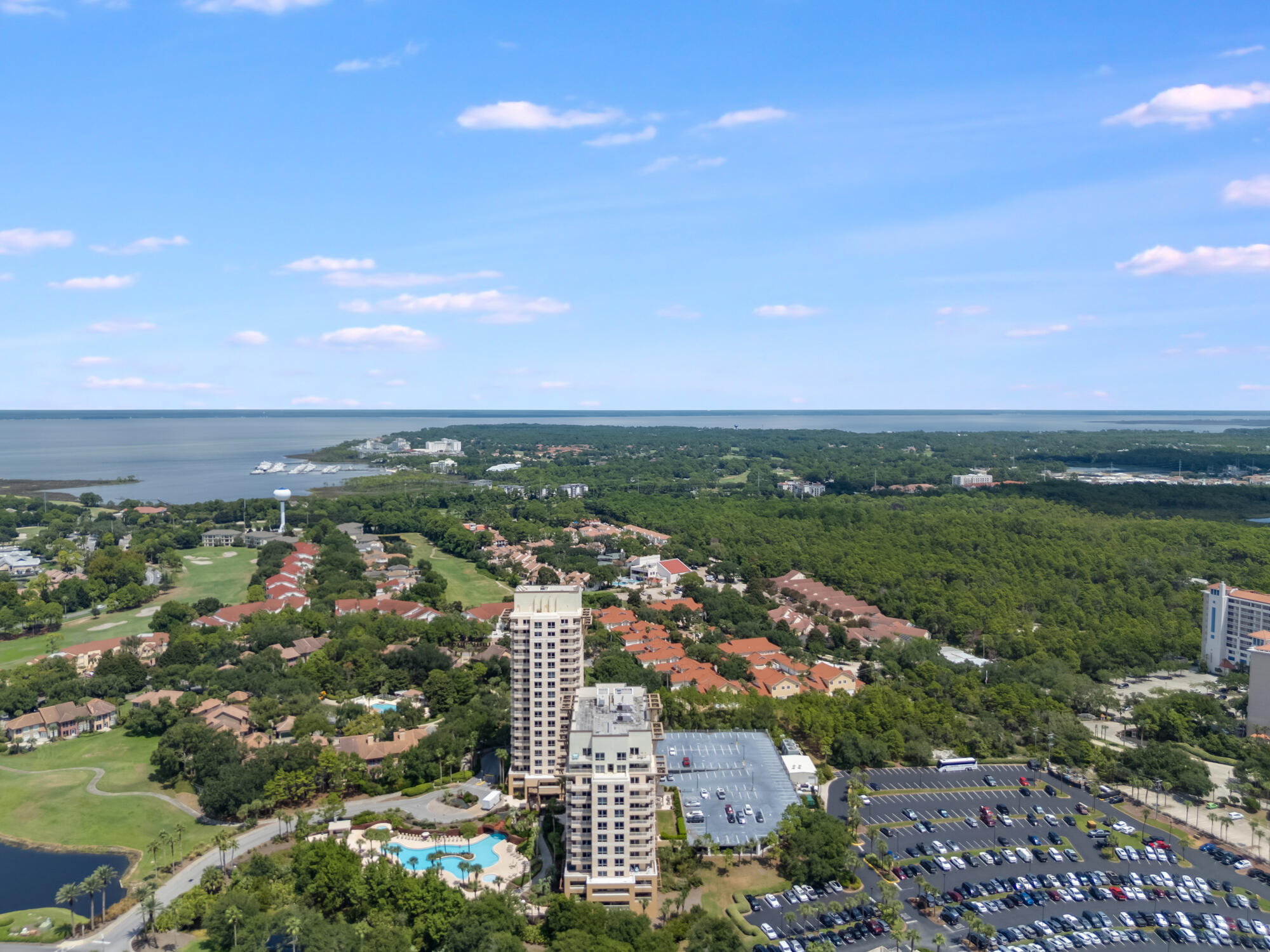 LUAU II - Residential