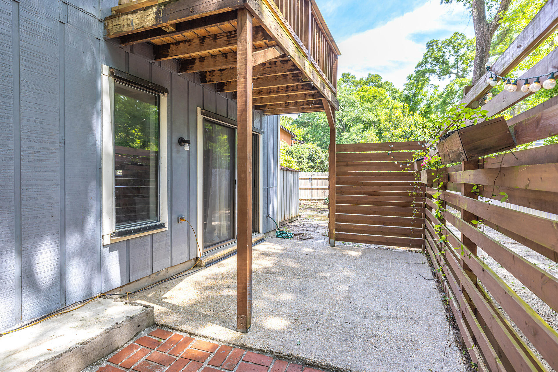 DOGWOOD TERRACE - Residential