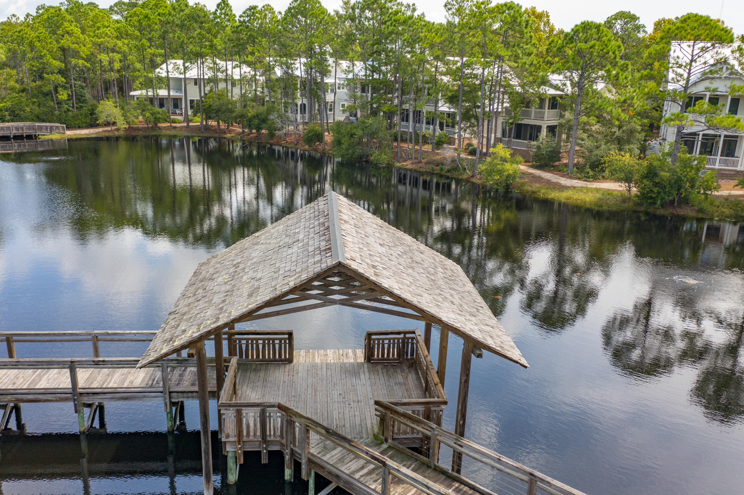 FOREST LAKES - Residential
