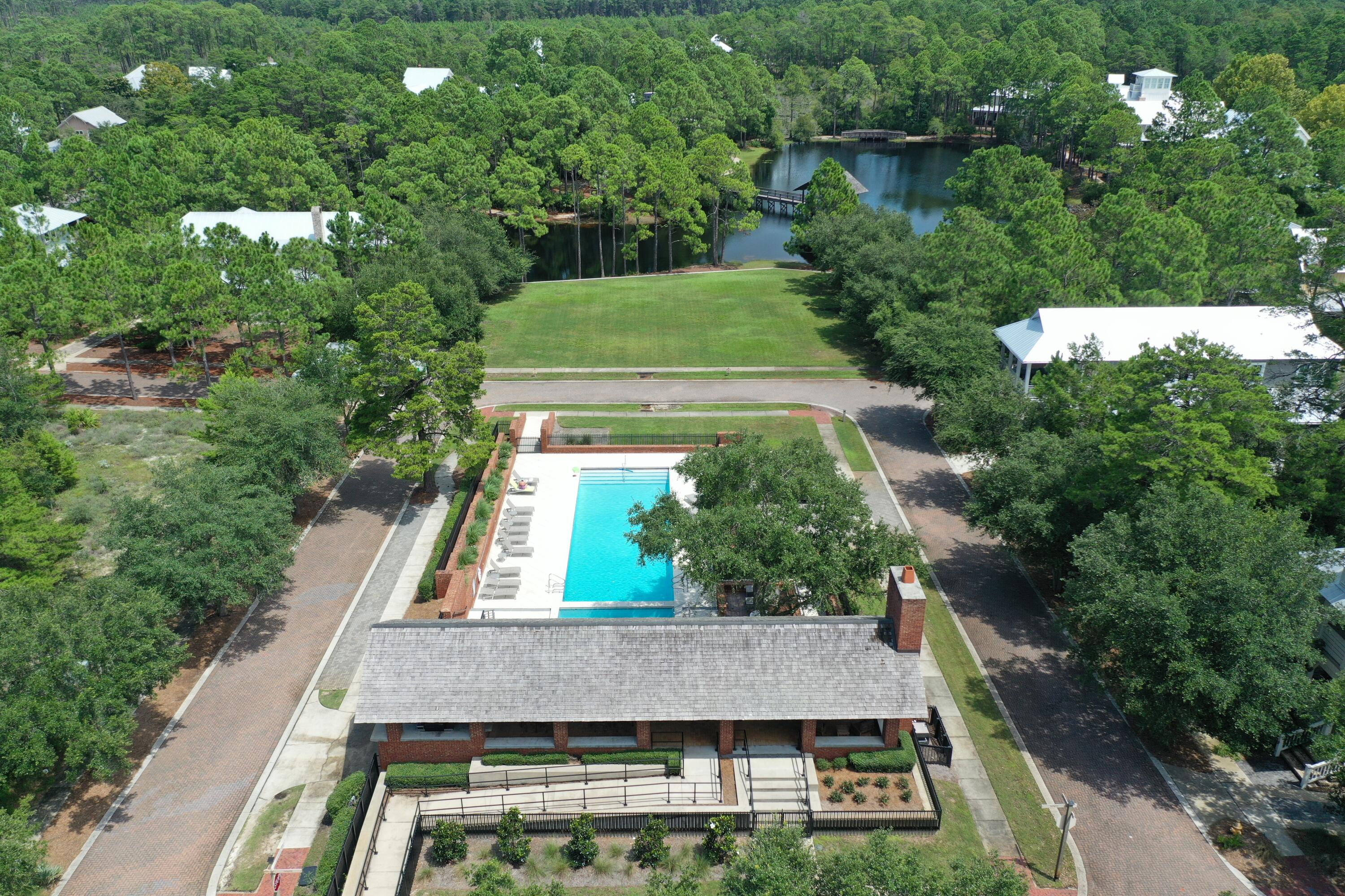 FOREST LAKES - Residential