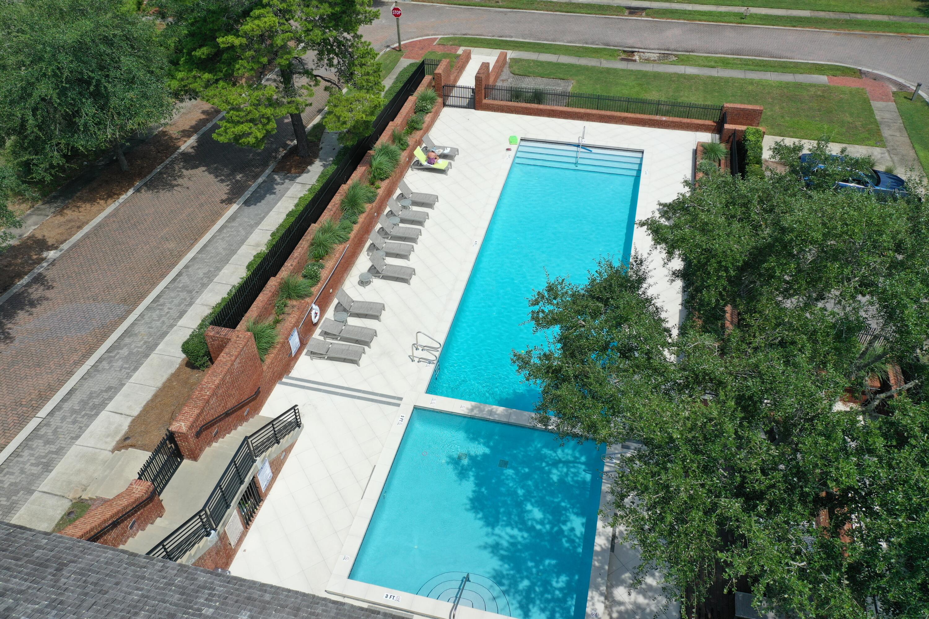 FOREST LAKES - Residential