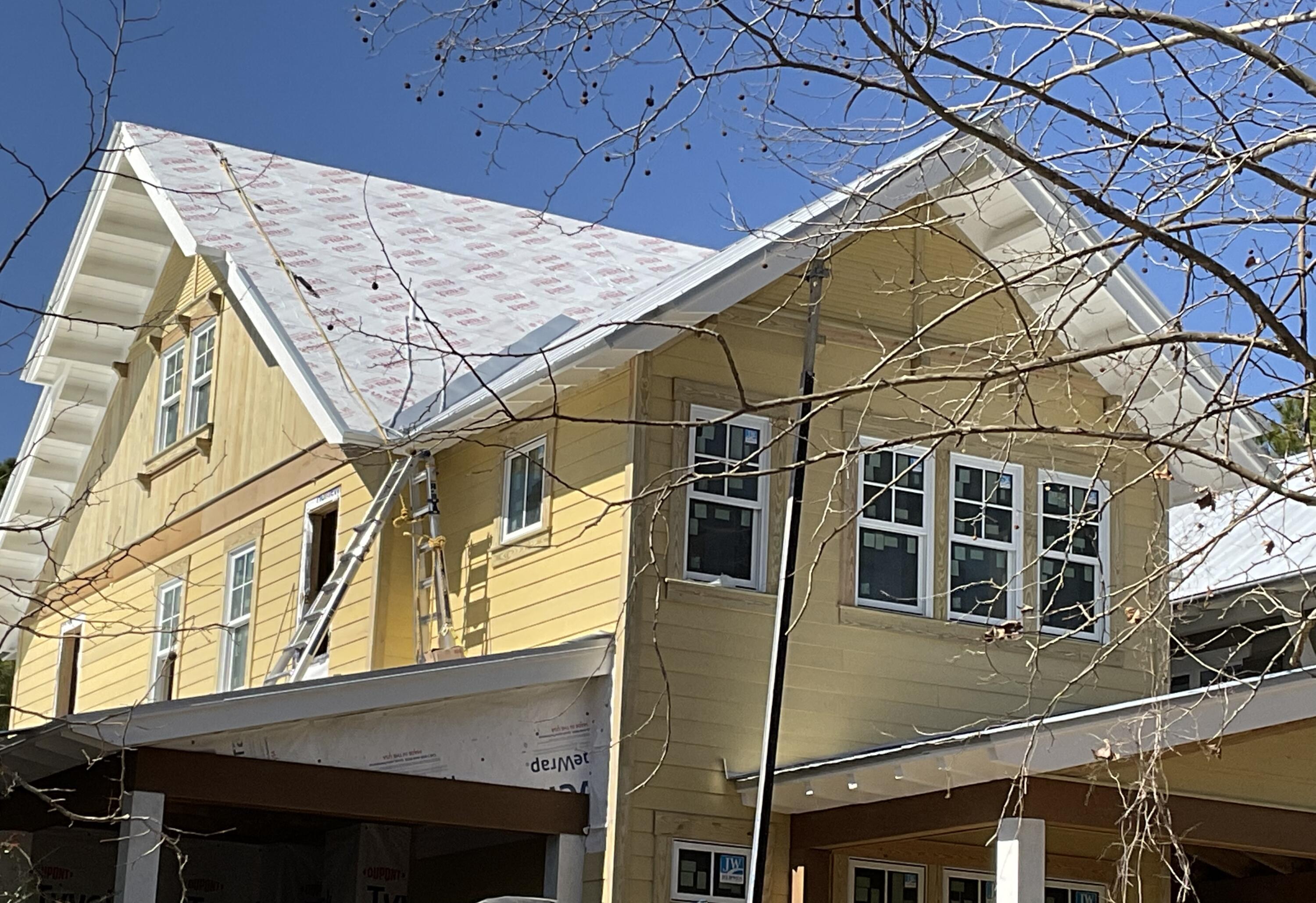 FOREST LAKES - Residential